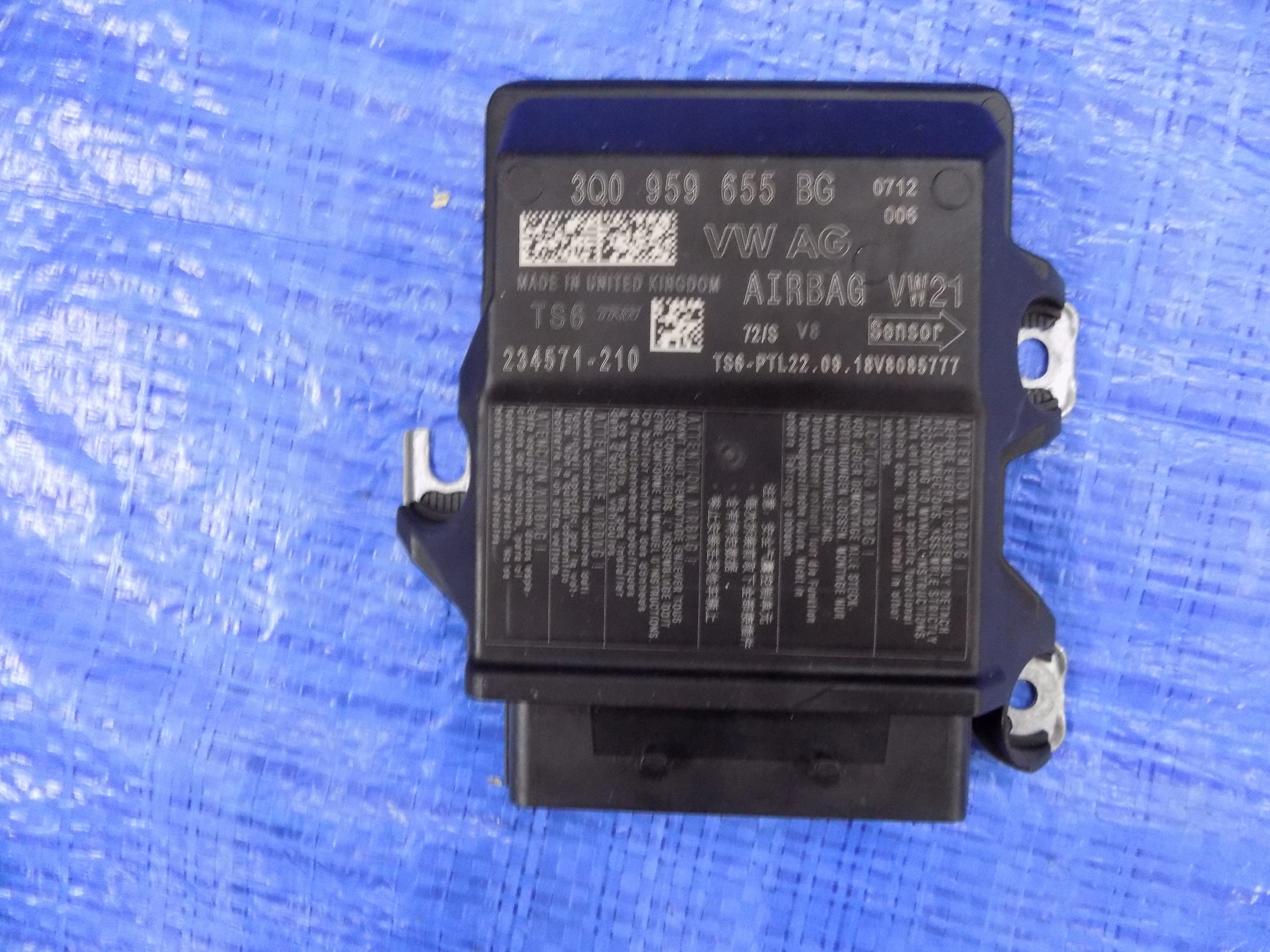 MODUŁ STEROWNIK AIRBAG VW CRAFTER II MAN 2,0TDI