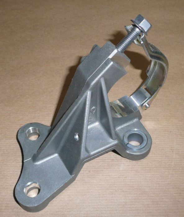 PODPORA POLOSI R LAGUNA III LATITUDE 8200590663 OE Parts manufacturer Renault original OE