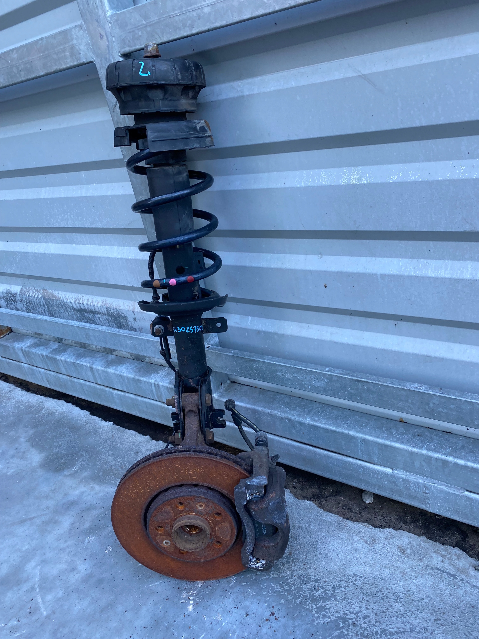 RENAULT TRAFIC III ZWROTNICA MCPHERSON PRAWY PRZÓD 543025750R