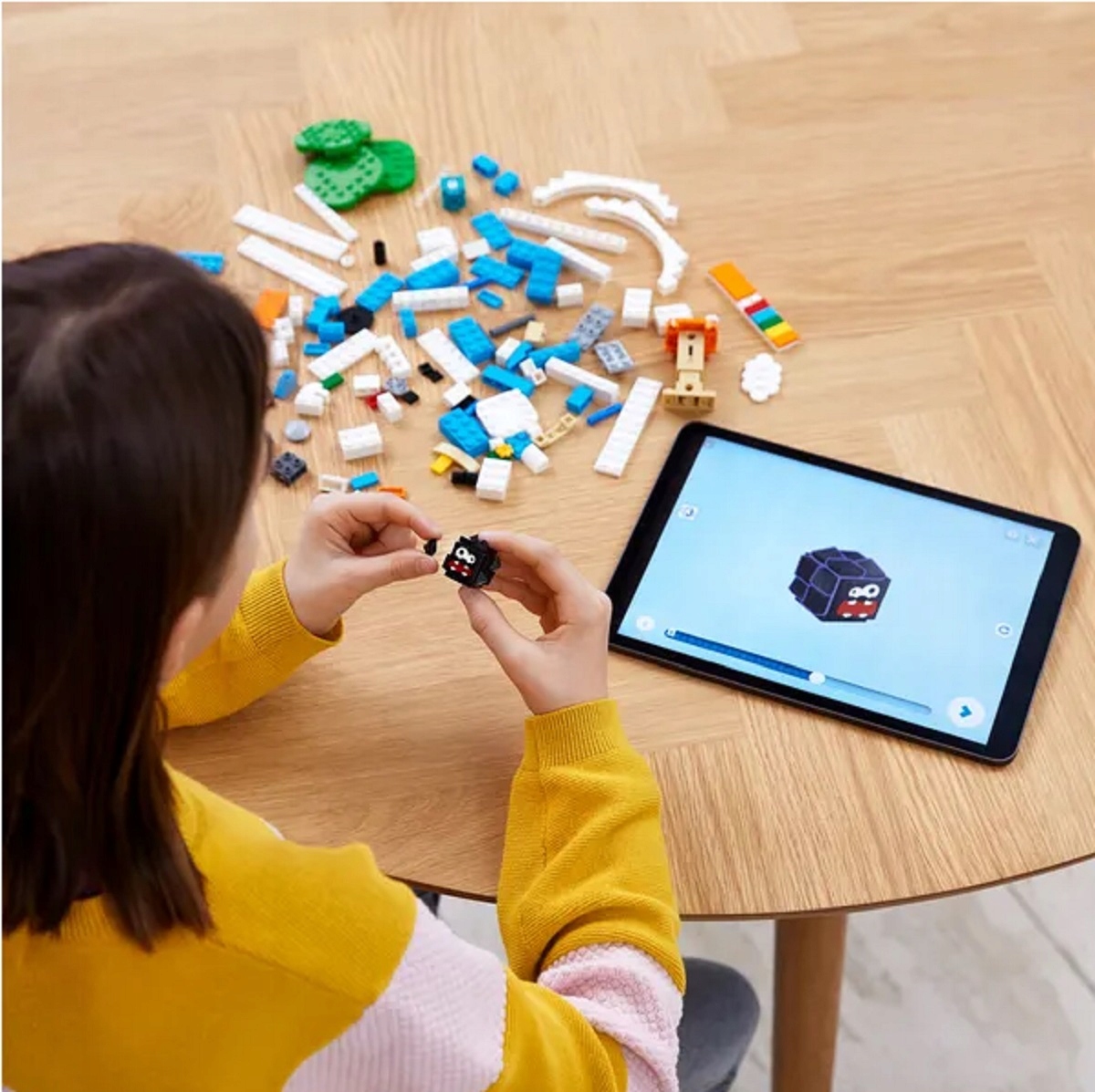 LEGO Super Mario Salta Fuzzy’ego 71405 Bohater brak