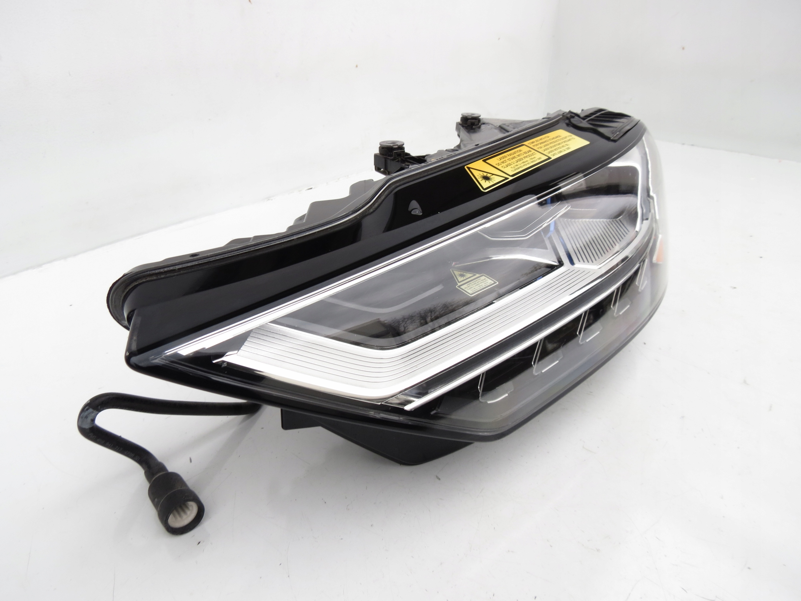 light REFLEKTOR left front LASER USA AUDI A8 D5 4N0941085B left Matrix