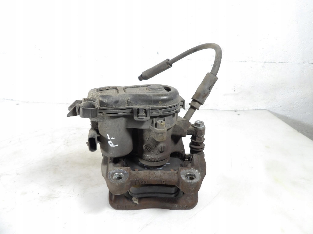 MERCEDES A180 W176 1.6CGI caliper brake rear part right