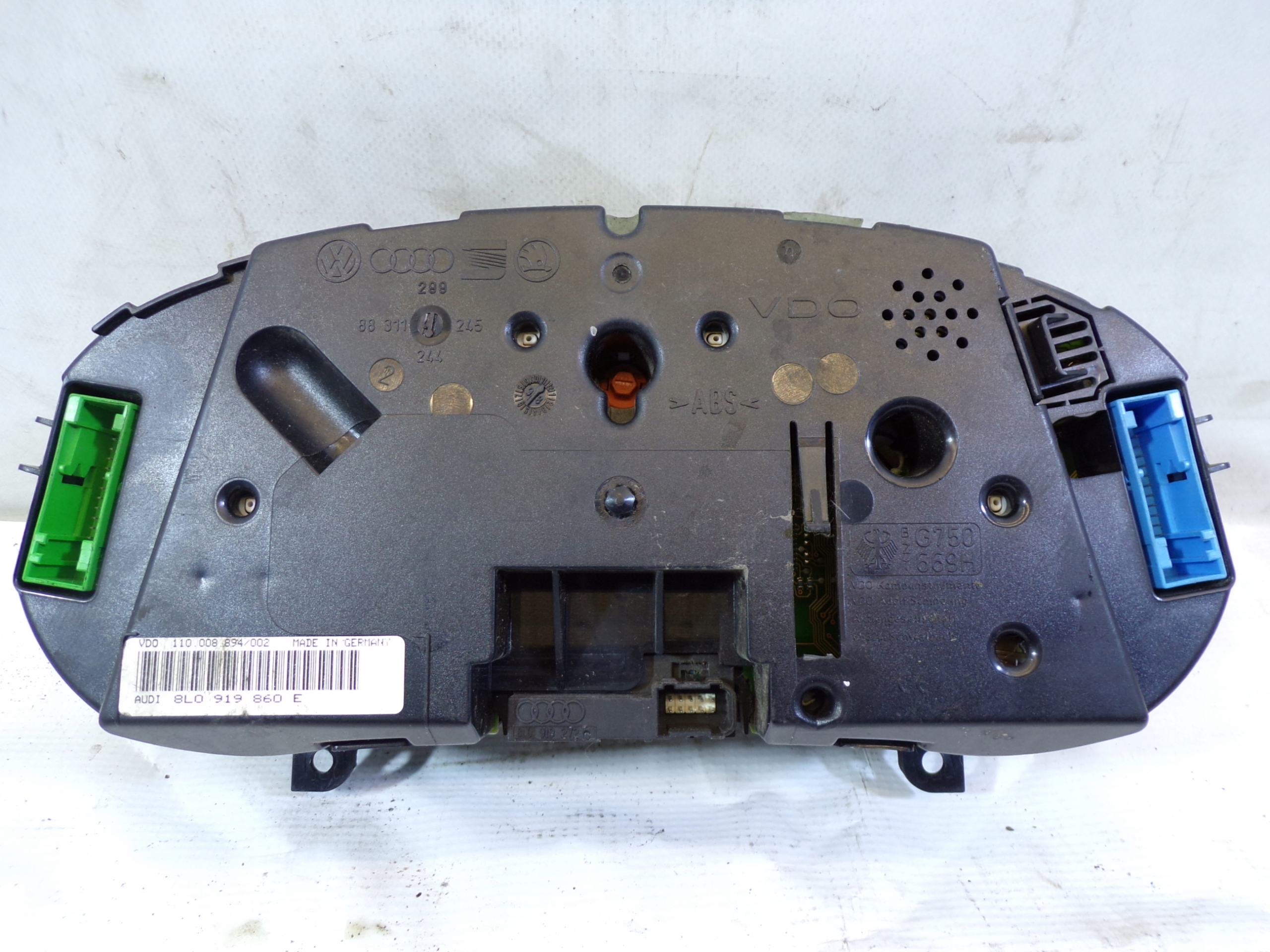 budíky budiky AUDI A3 8L 8L0919860E (1)