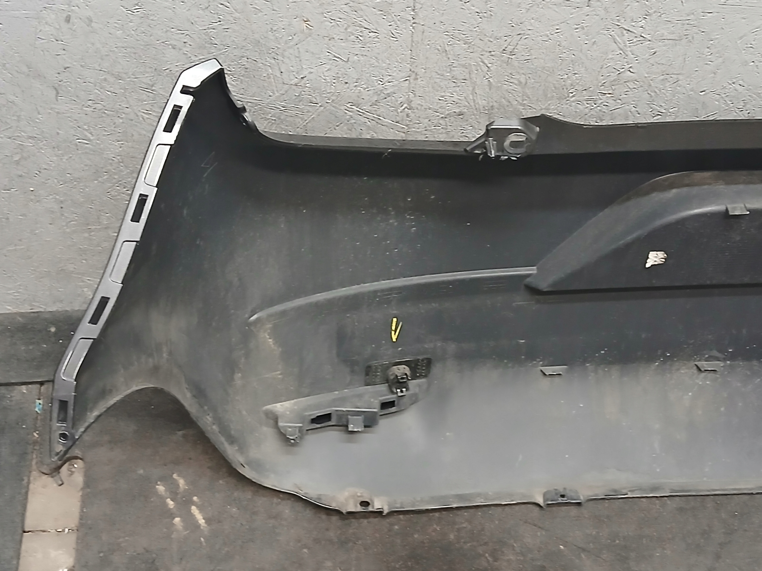 bumper rear part RENAULT TWINGO III 3 LIFT 18