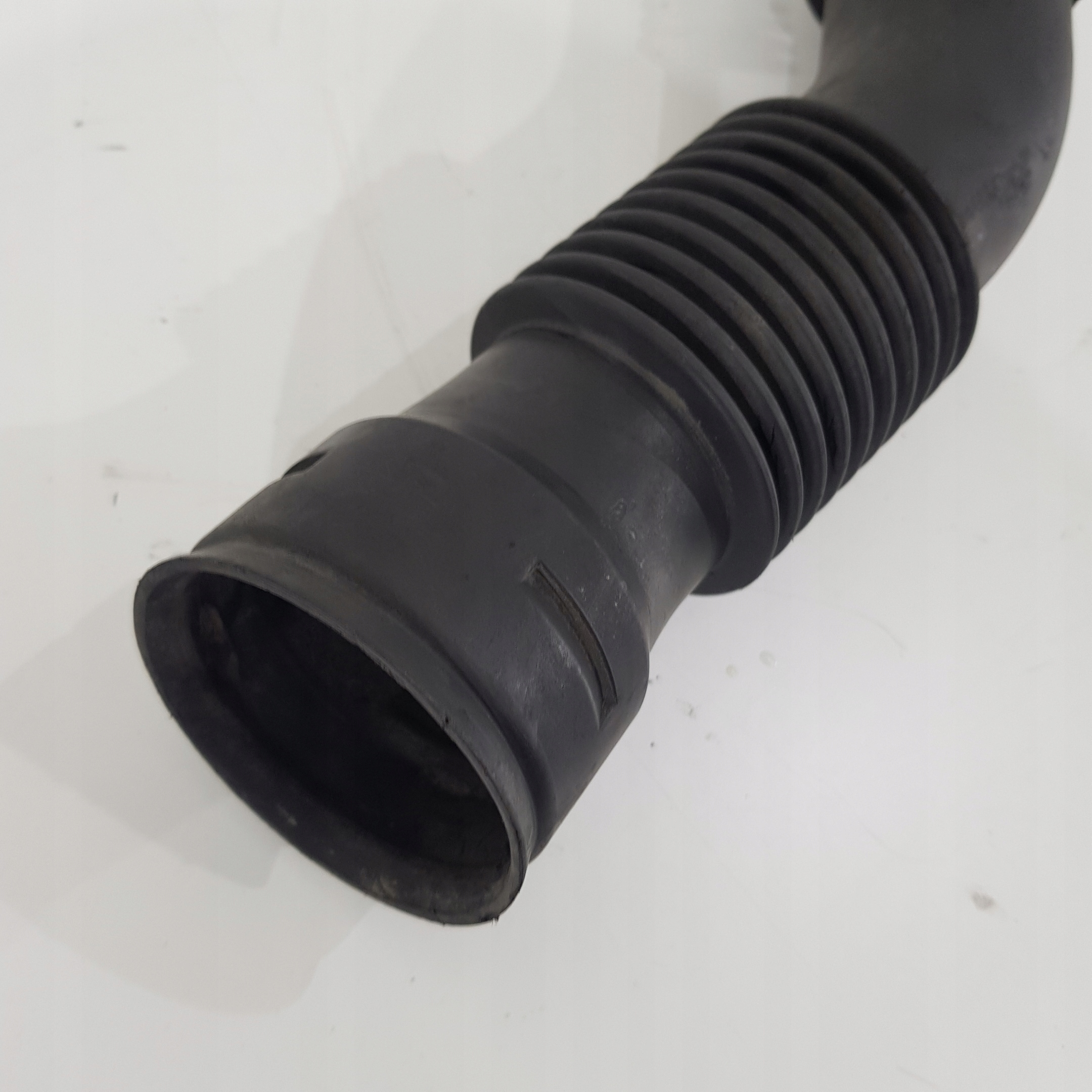 pipe air DACIA SANDERO 1.5 DCI 165555736R
