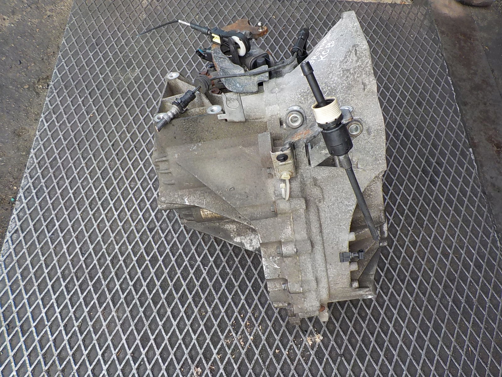 FORD MONDEO IV 1.6 TDCI ORG Getriebe BG9R-7002-KCB