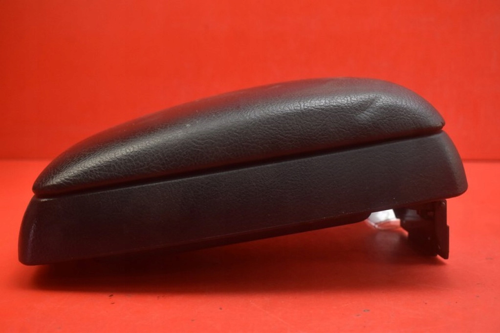 bracciolo SKORZANY nero KIA SORENTO 1 e 06-11