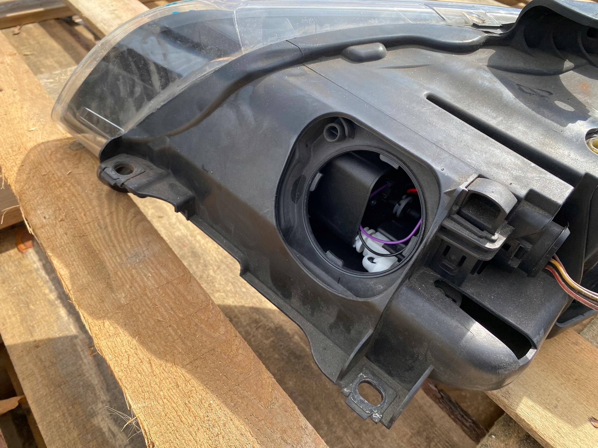 light right front front Audi Q7 4L 4l0941004K anglik