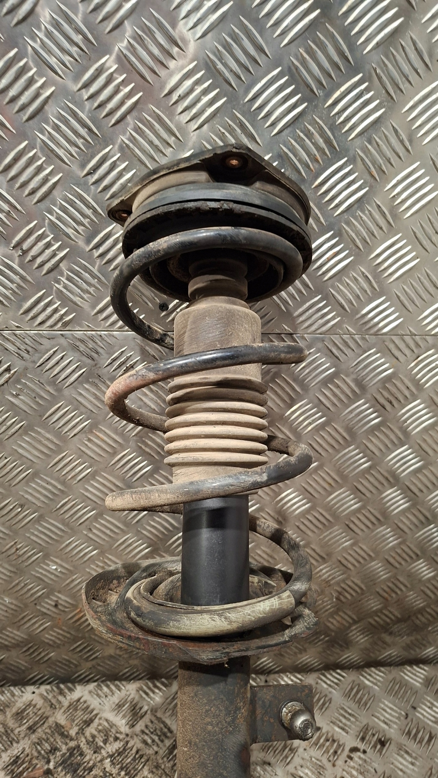 shock absorber swing right front NISSAN NOTE 1.2