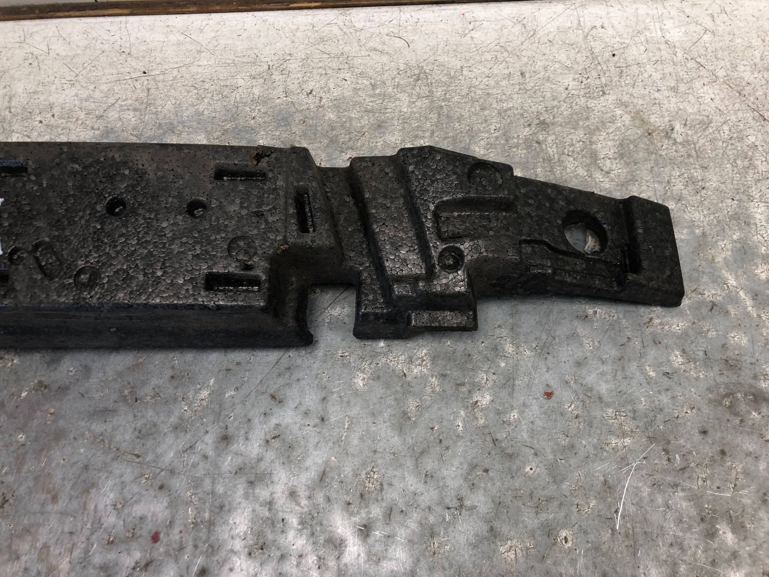 ABSORBSER der stoßstange vorne AUDI A3 8P LIFT 8P0807550