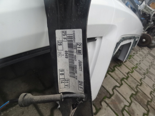 FORD FOCUS MK3 2017 SEDAN BELKA ZAWIESZENIE TYLNE Typ samochodu Samochody osobowe