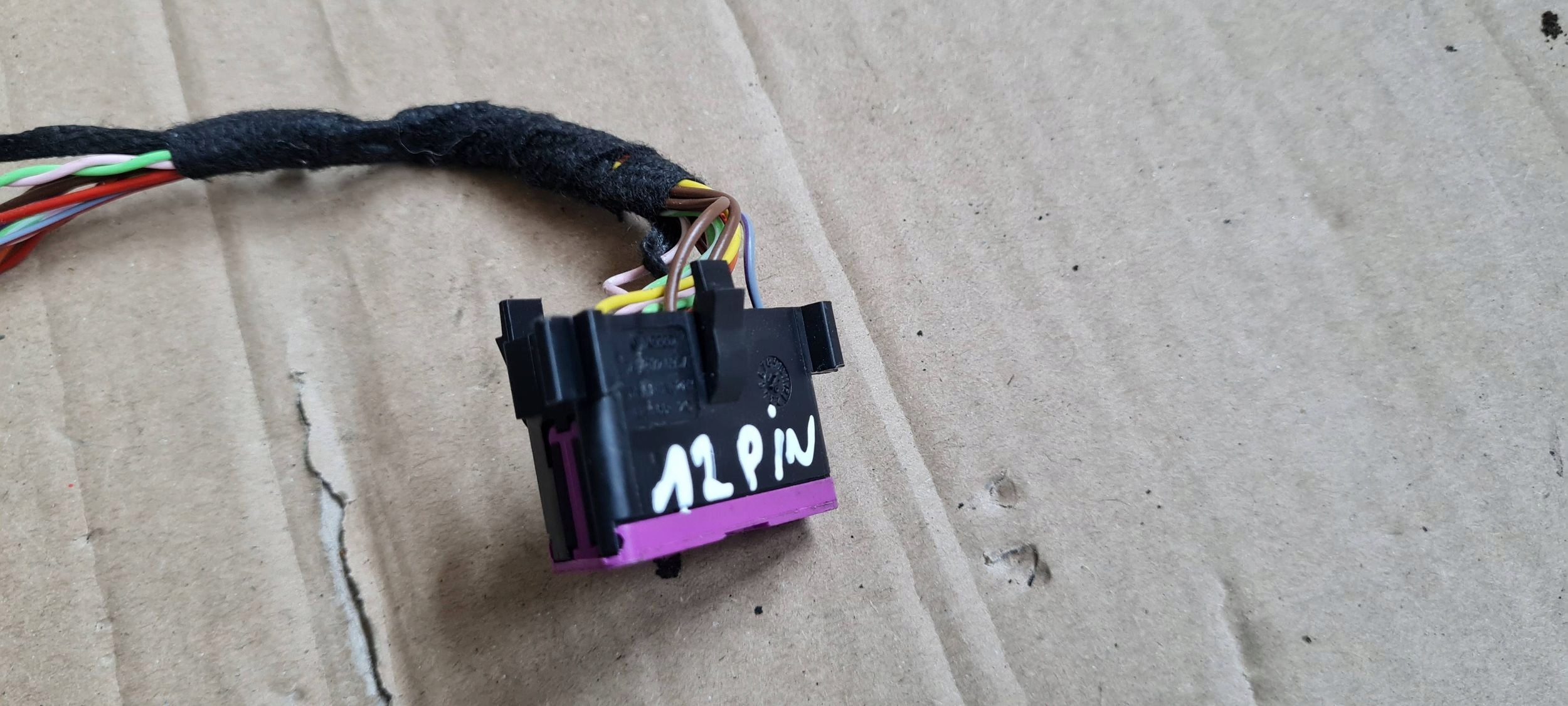 S4 B9 8W A4 connecting spoiler adapter OBD 3A0972695A A6 C7 C8 A7 4G A4 B8 S4 B9 Q5