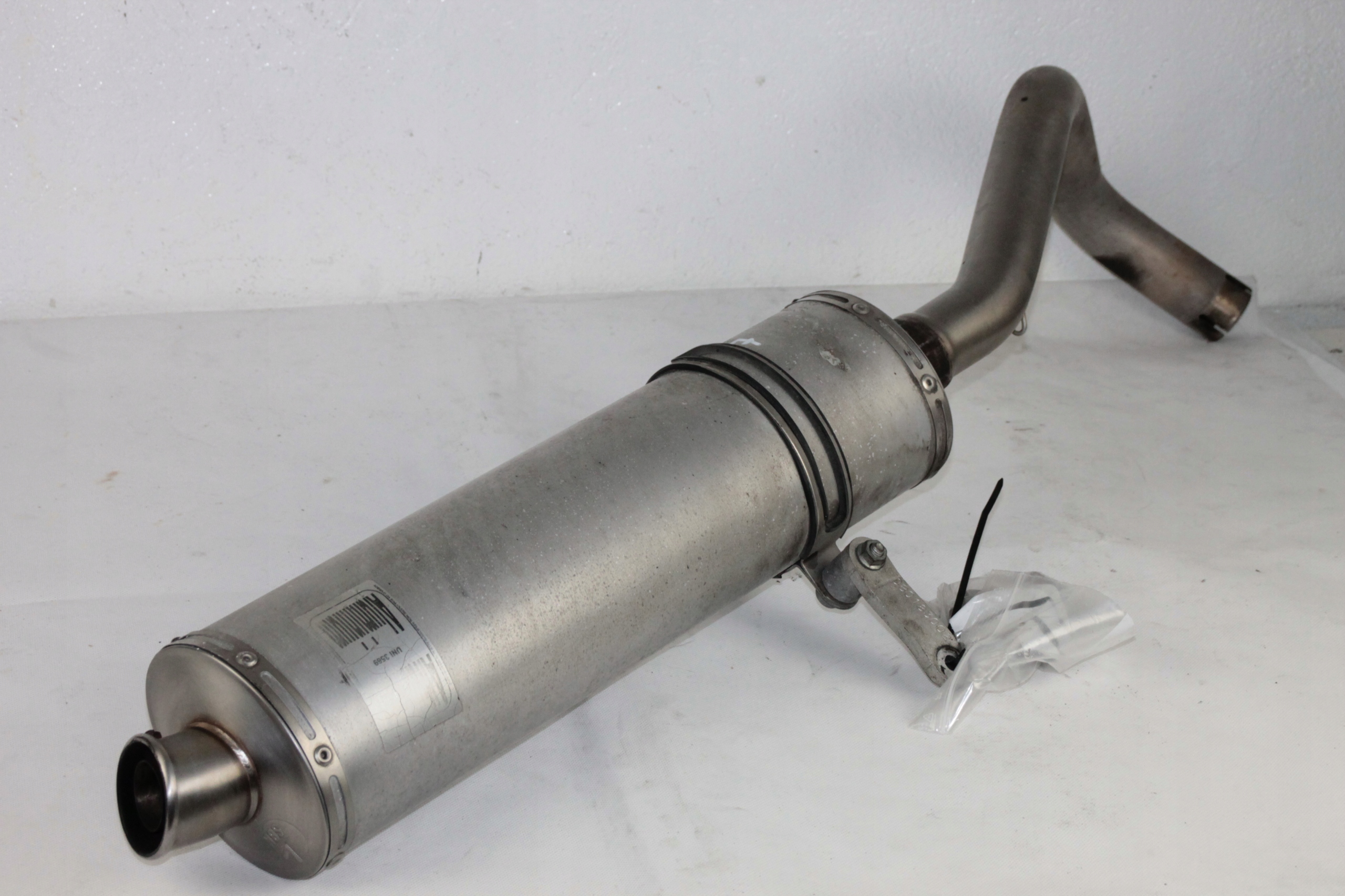 7 - HONDA CB 600 PC34 98-02 ГЛУШНИК LEOVINCE