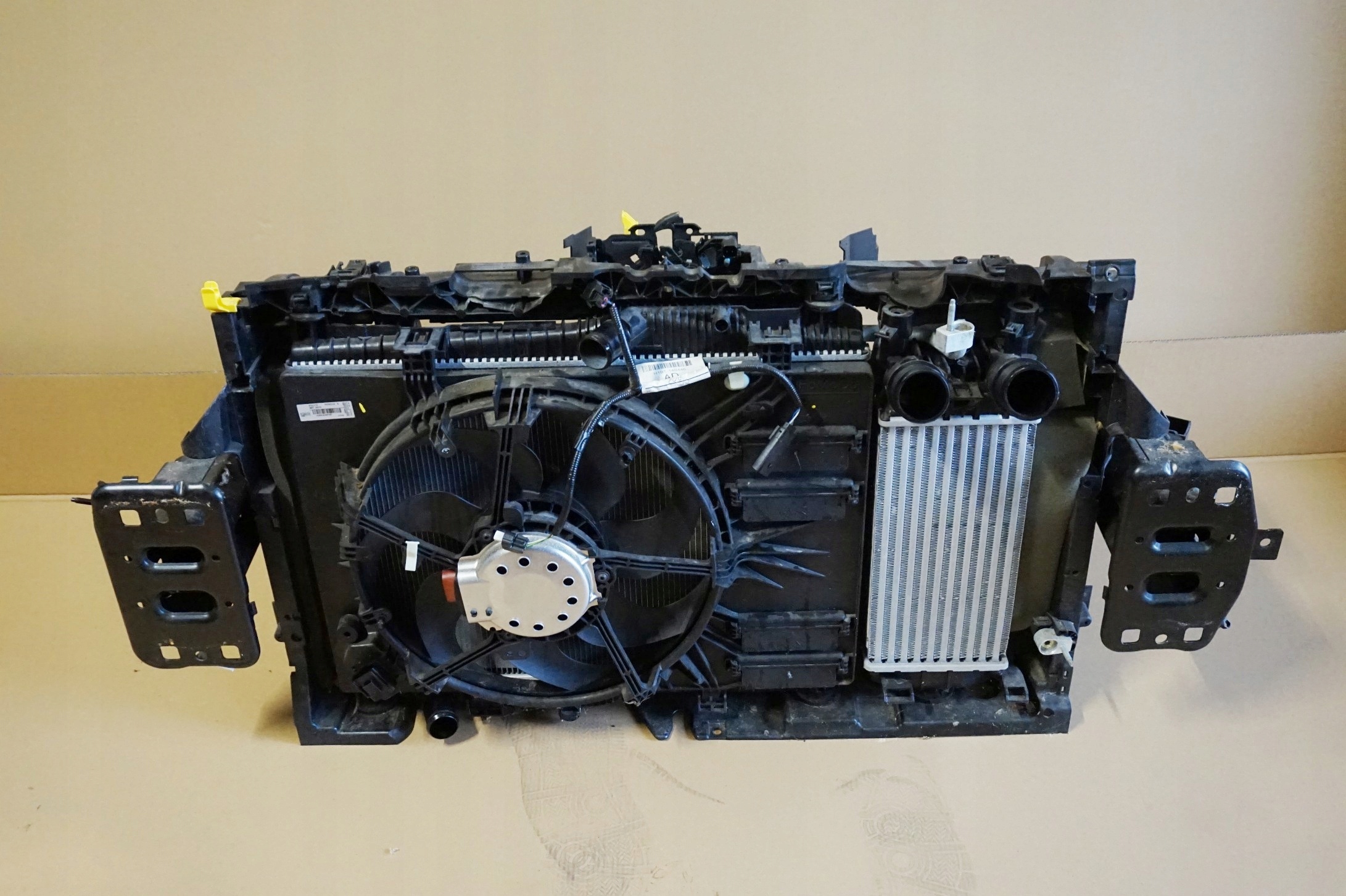 PAS PRZEDNI FORD FIESTA ACTIVE VII MK8 2018R 1.5DCI Typ samochodu Samochody osobowe