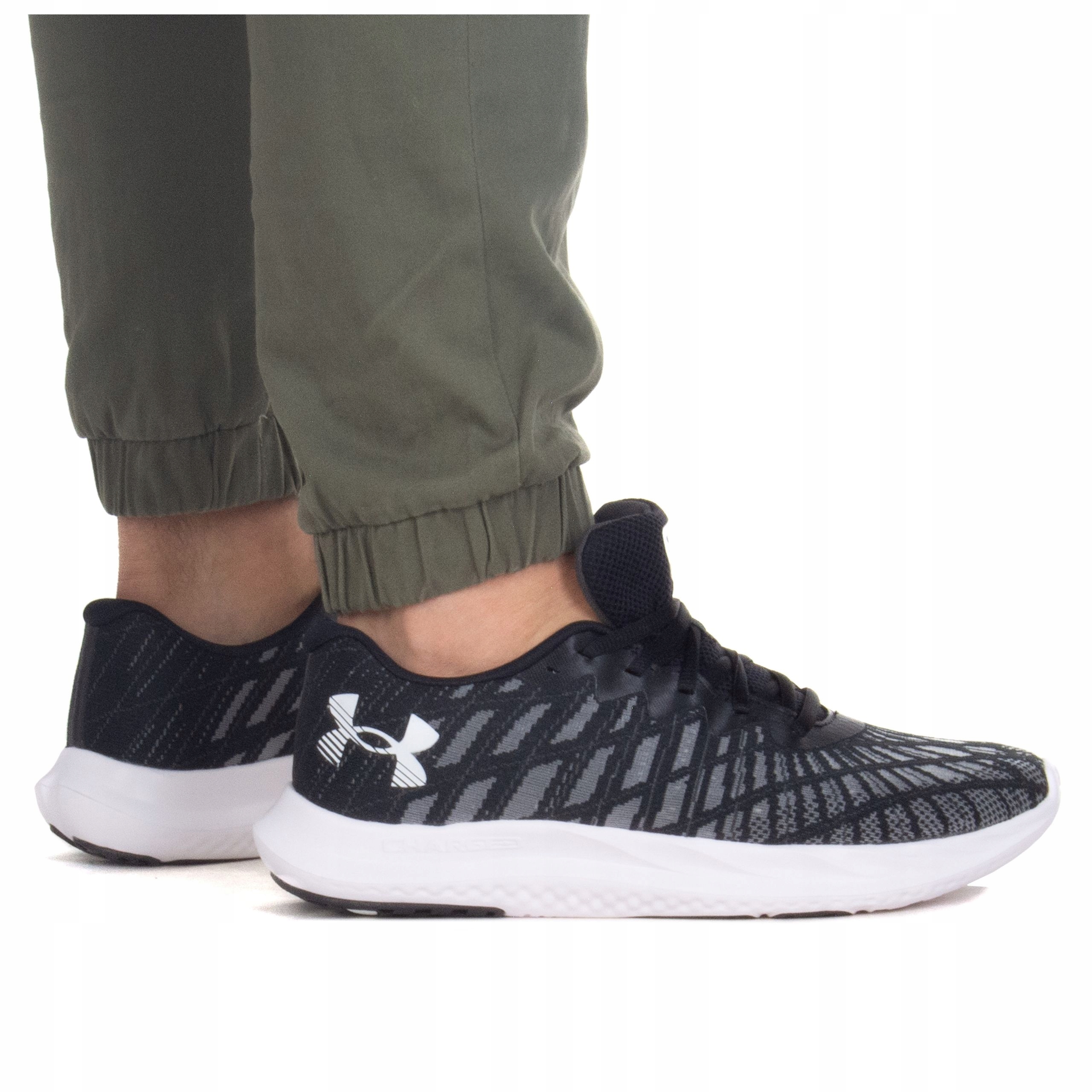 Buty Under Armour Charged Breeze 2 3026135-001