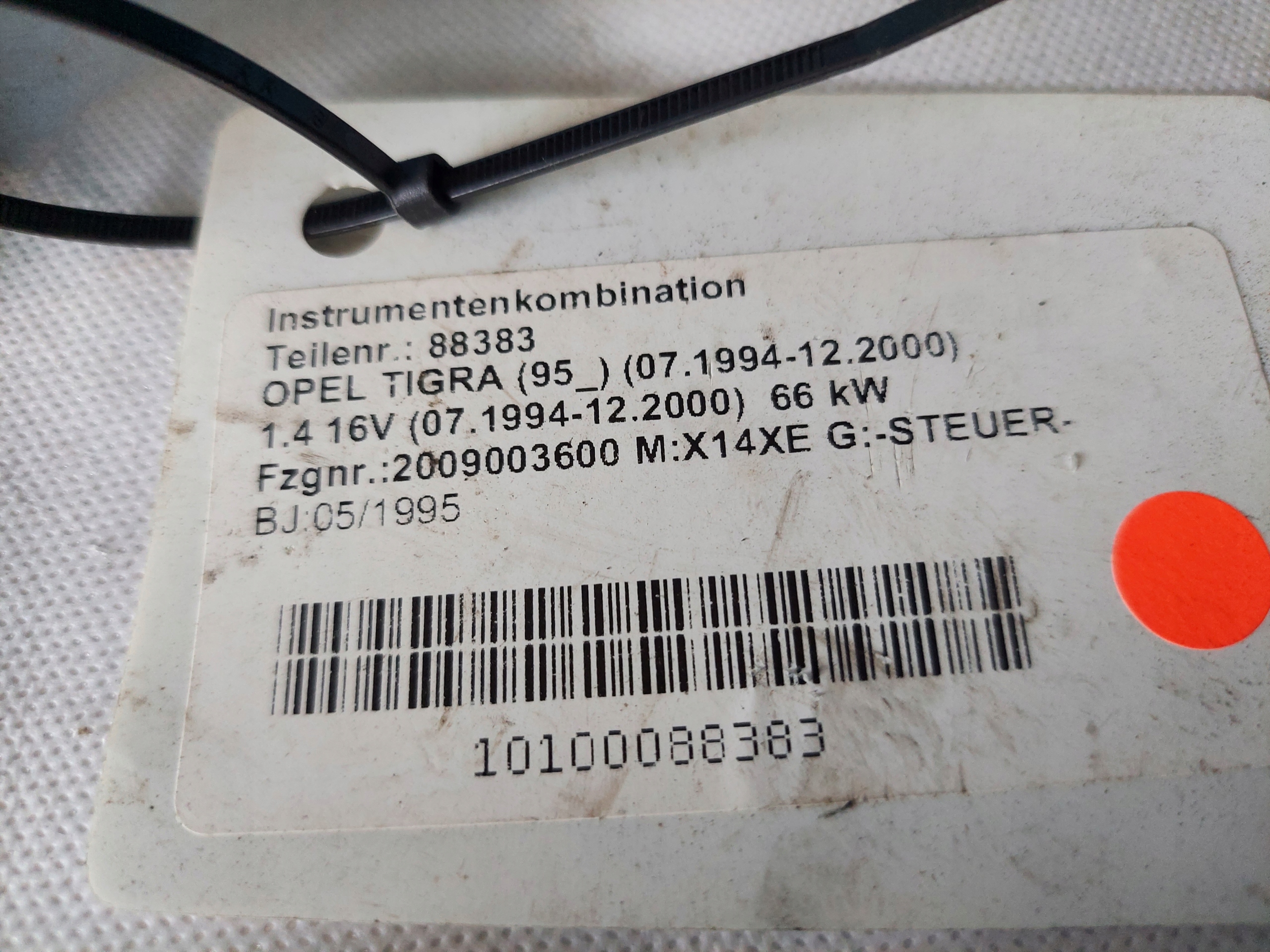 dials clock OPEL TIGRA A 1.4 16V 90386323