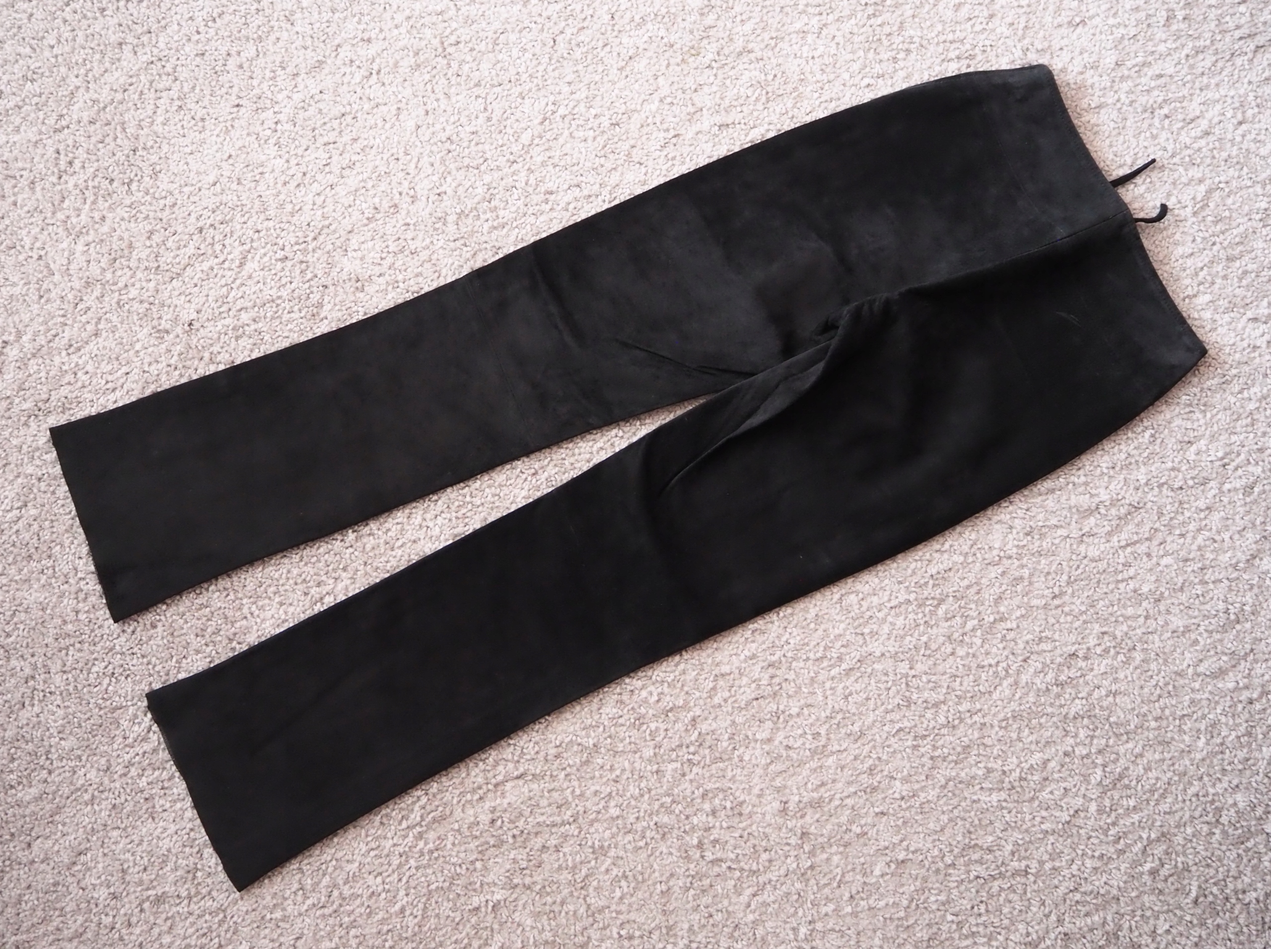 SISLEY SPODNIE SKÓRA NATURALNA R. 34 Kolor czarny