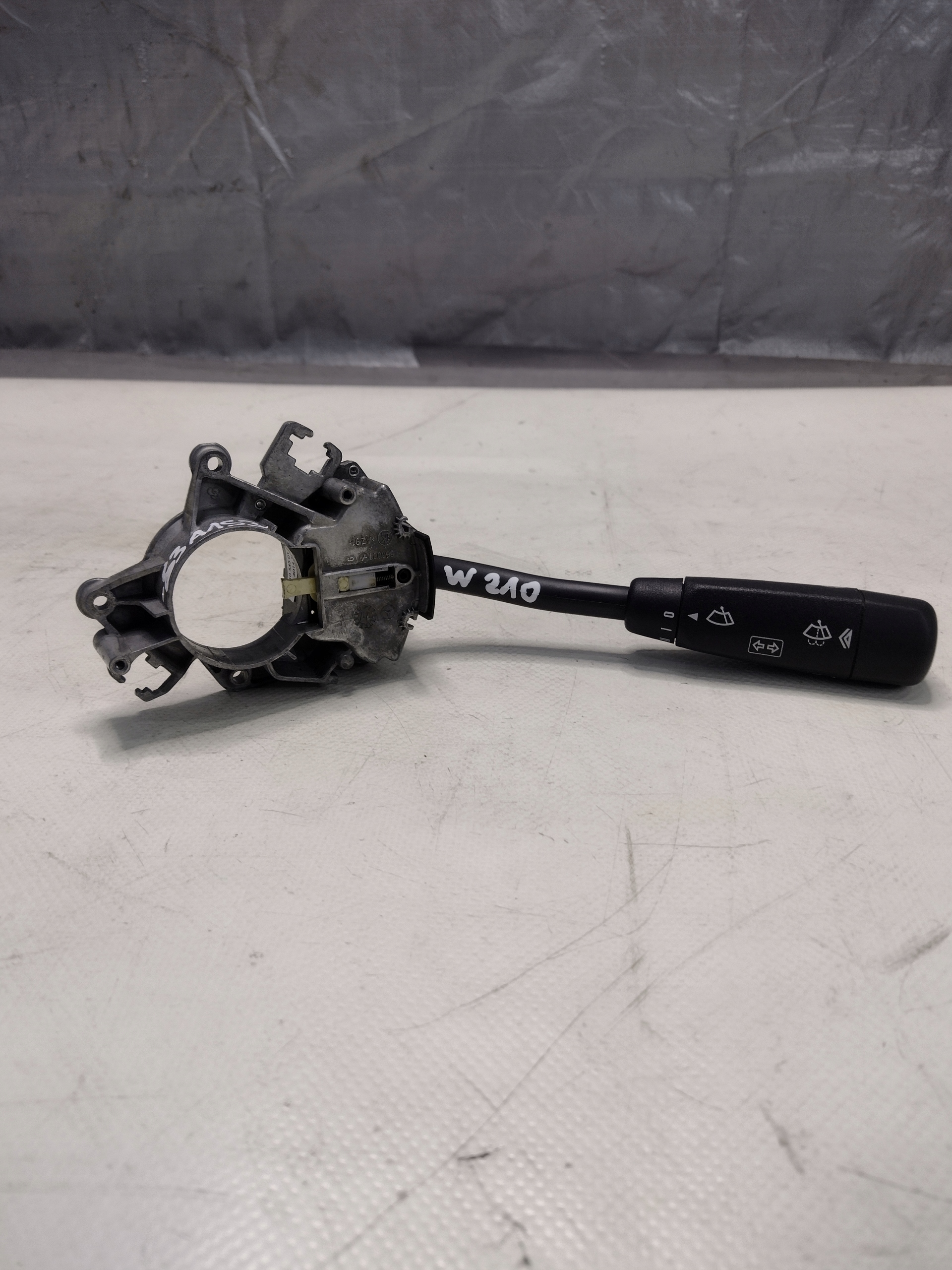 wiper control Mercedes W210 2105450110