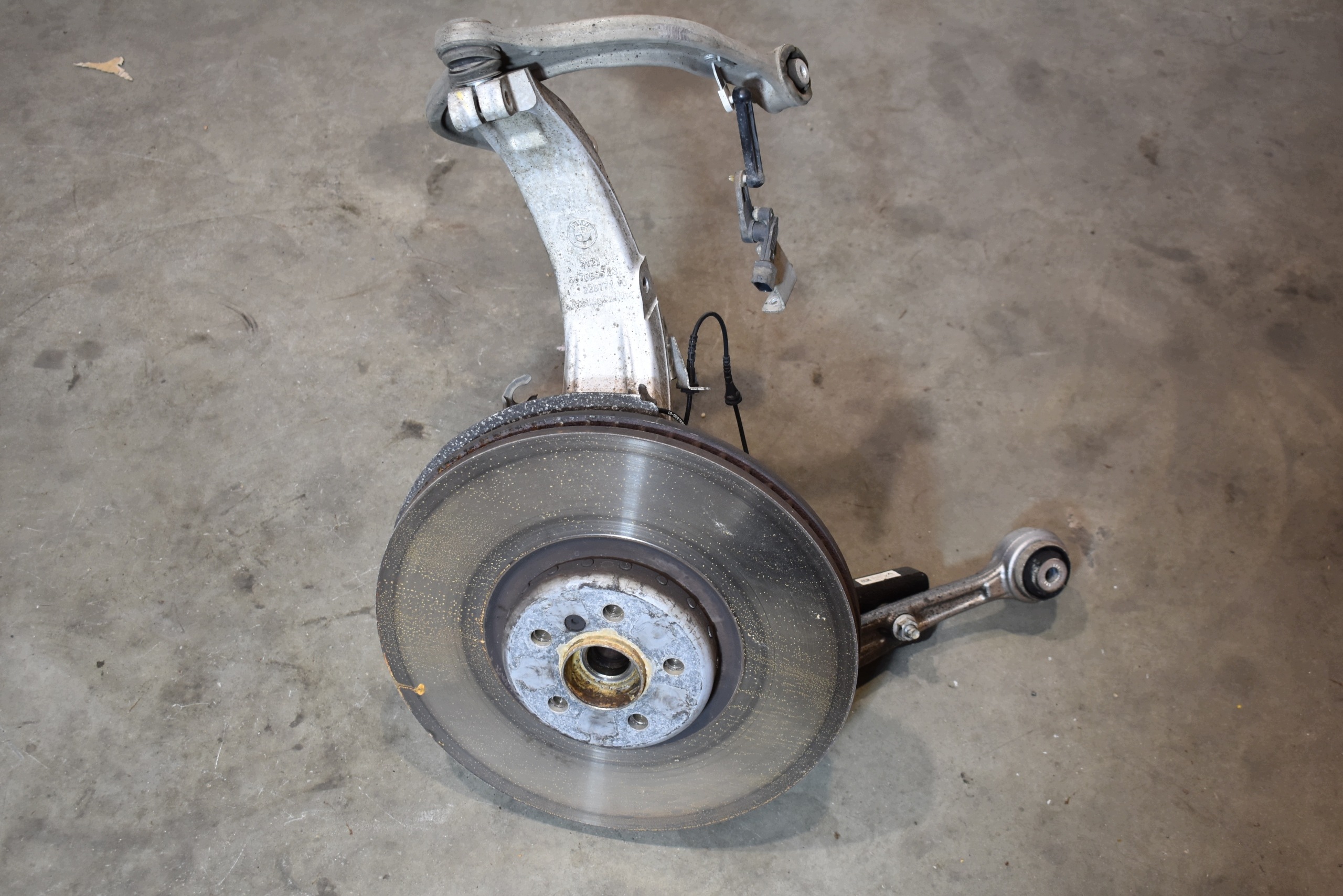 sususpension front front left +disc BMW X7 G06 G05 6876655 6878081 1