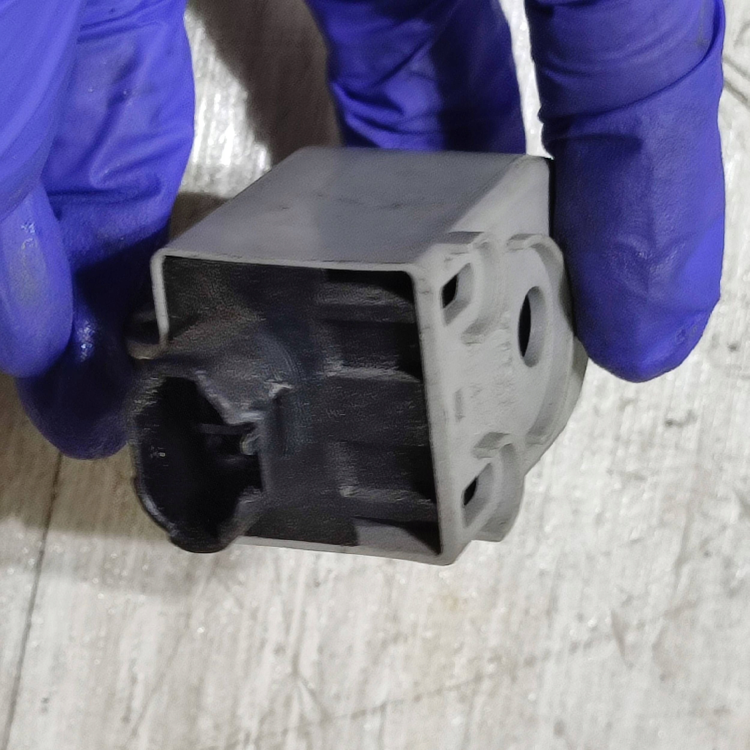 relay klaksonu Suzuki Vitara (LY) 0689004670