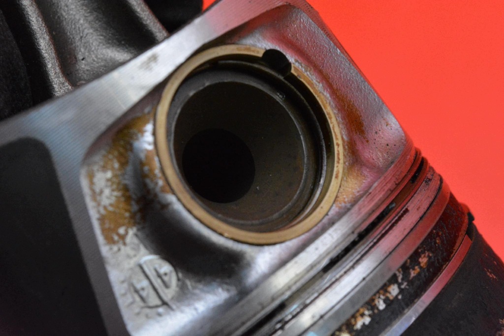 piston connecting rod AUDI A4 B8 2.0 TDI 120 KM 07-11