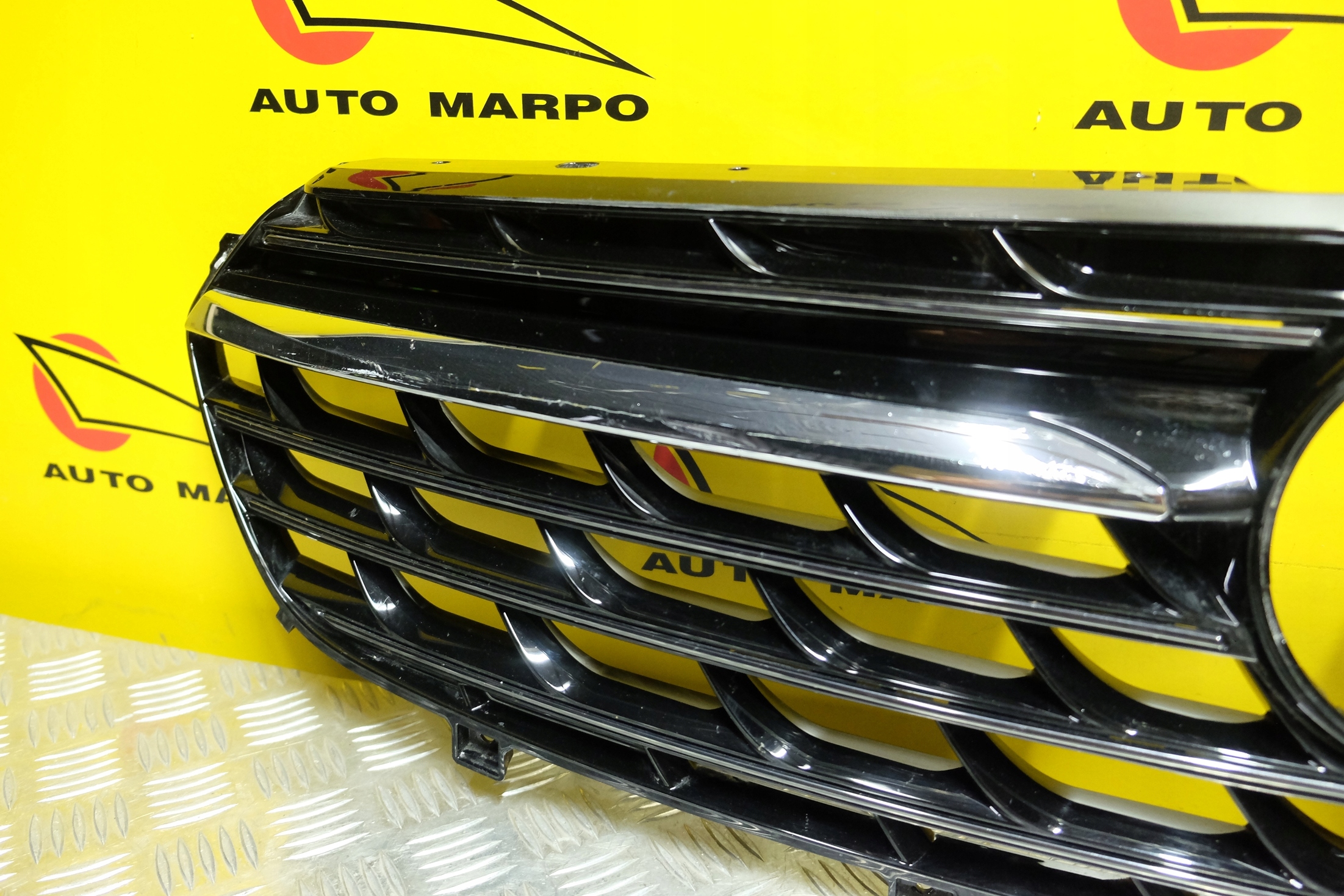 BUICK ENVISION 2021- GRILL ATRAPA PRZÓD CHROM USA Kolor do lakierowania