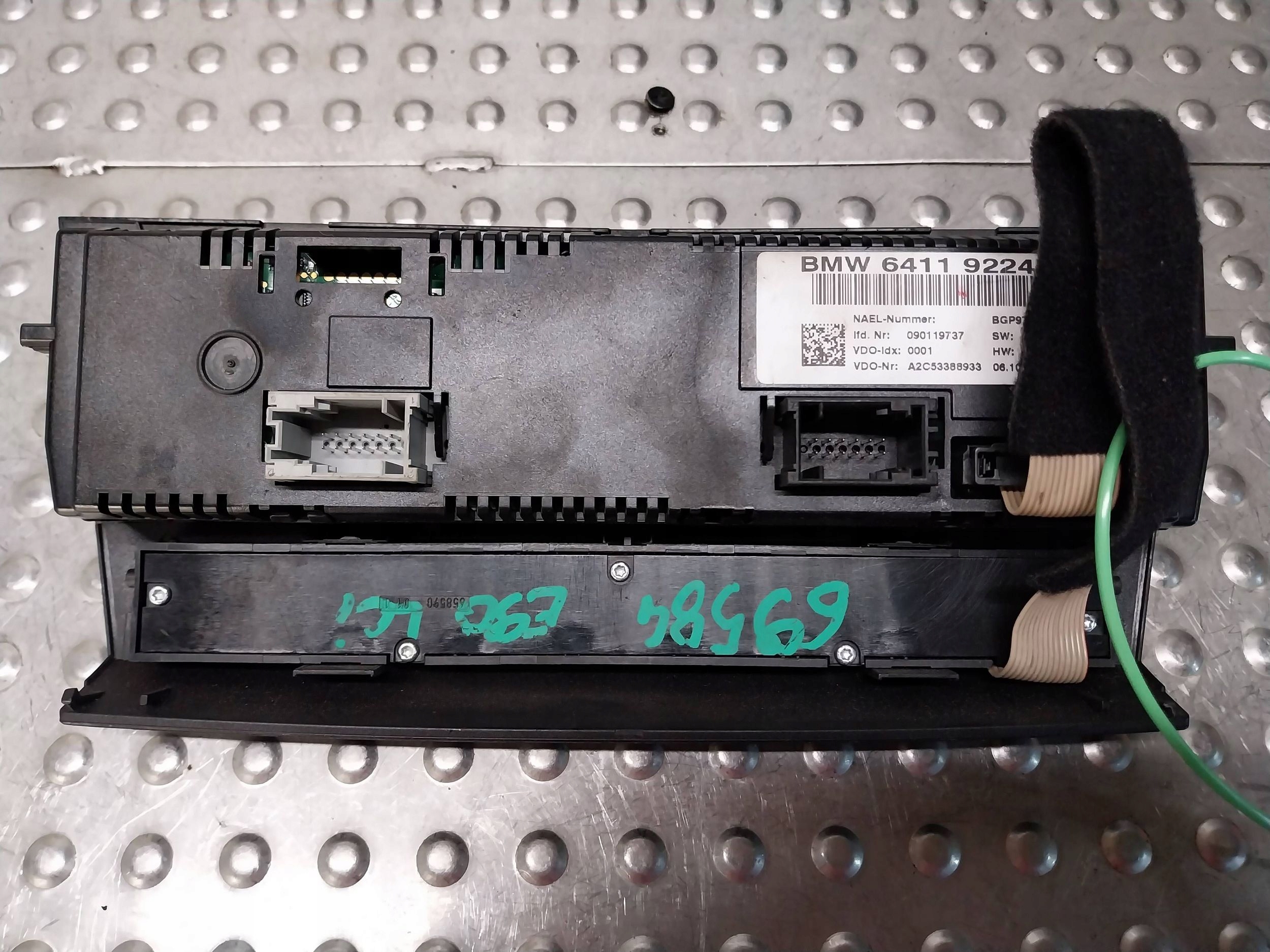 PANEL klímy klimatizácii 9224545 BMW E81 E82 E84 E87 E88 E90 E91 E92 E93