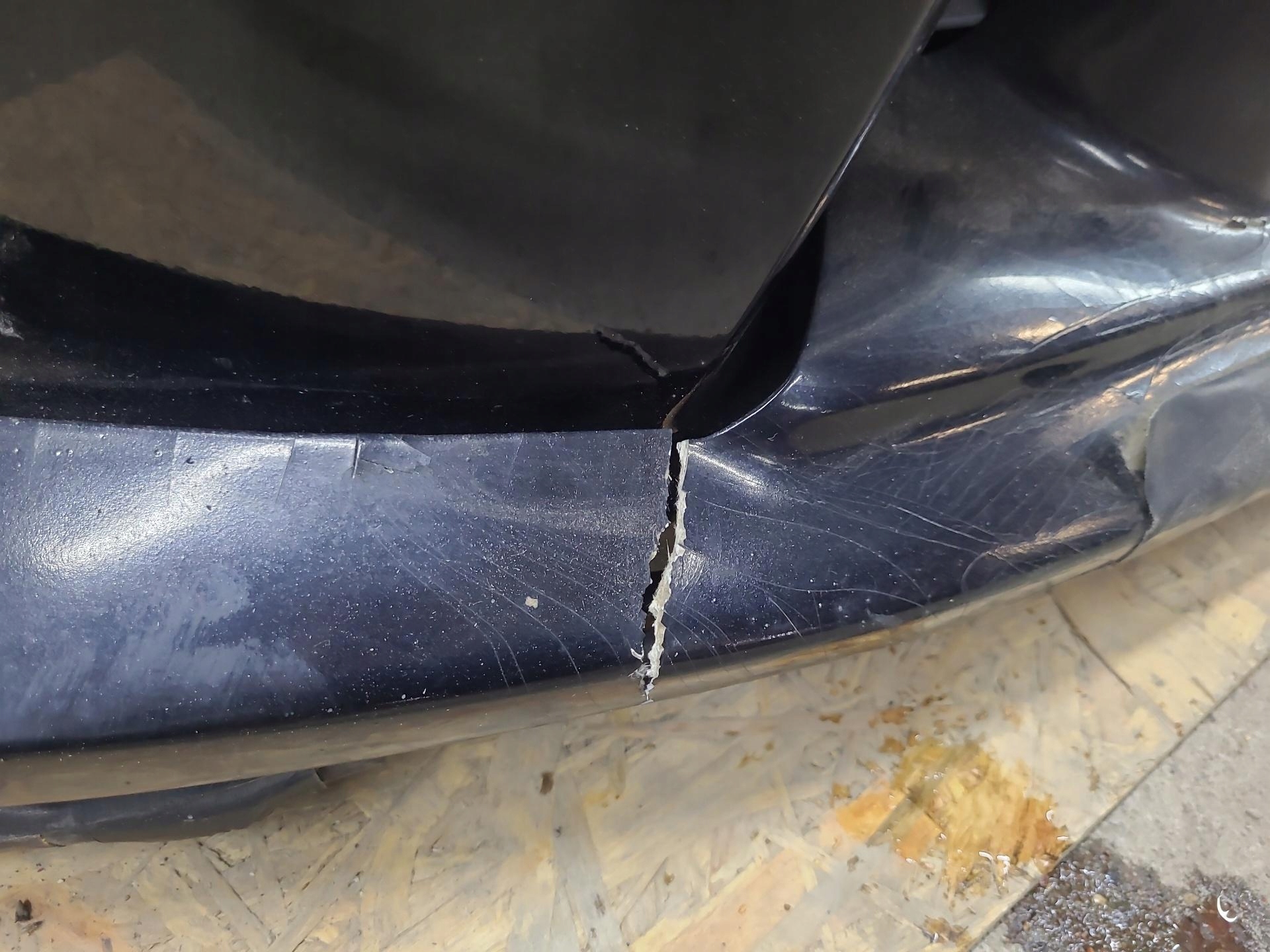 bumper front Toyota Prius 3 XW30 2010
