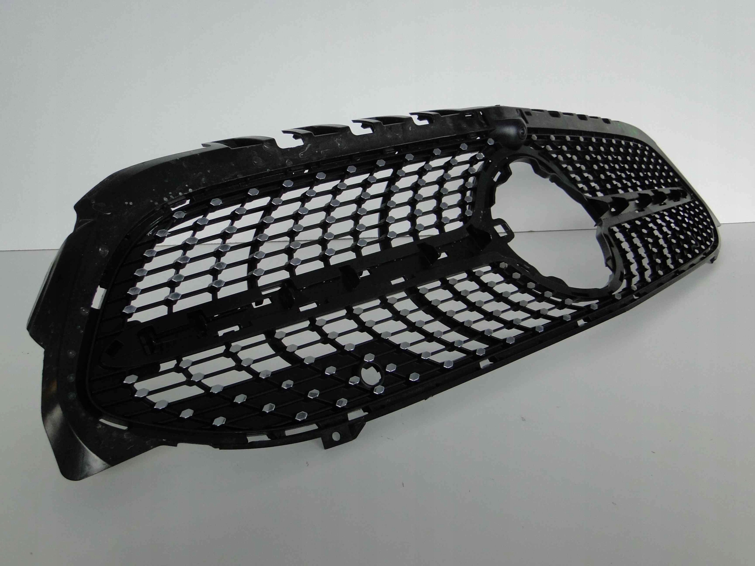 MERCEDES A KLASA W177 177 GRILL DIAMENT NA KAMERĘ Numer katalogowy części GRILL DIAMENT W177
