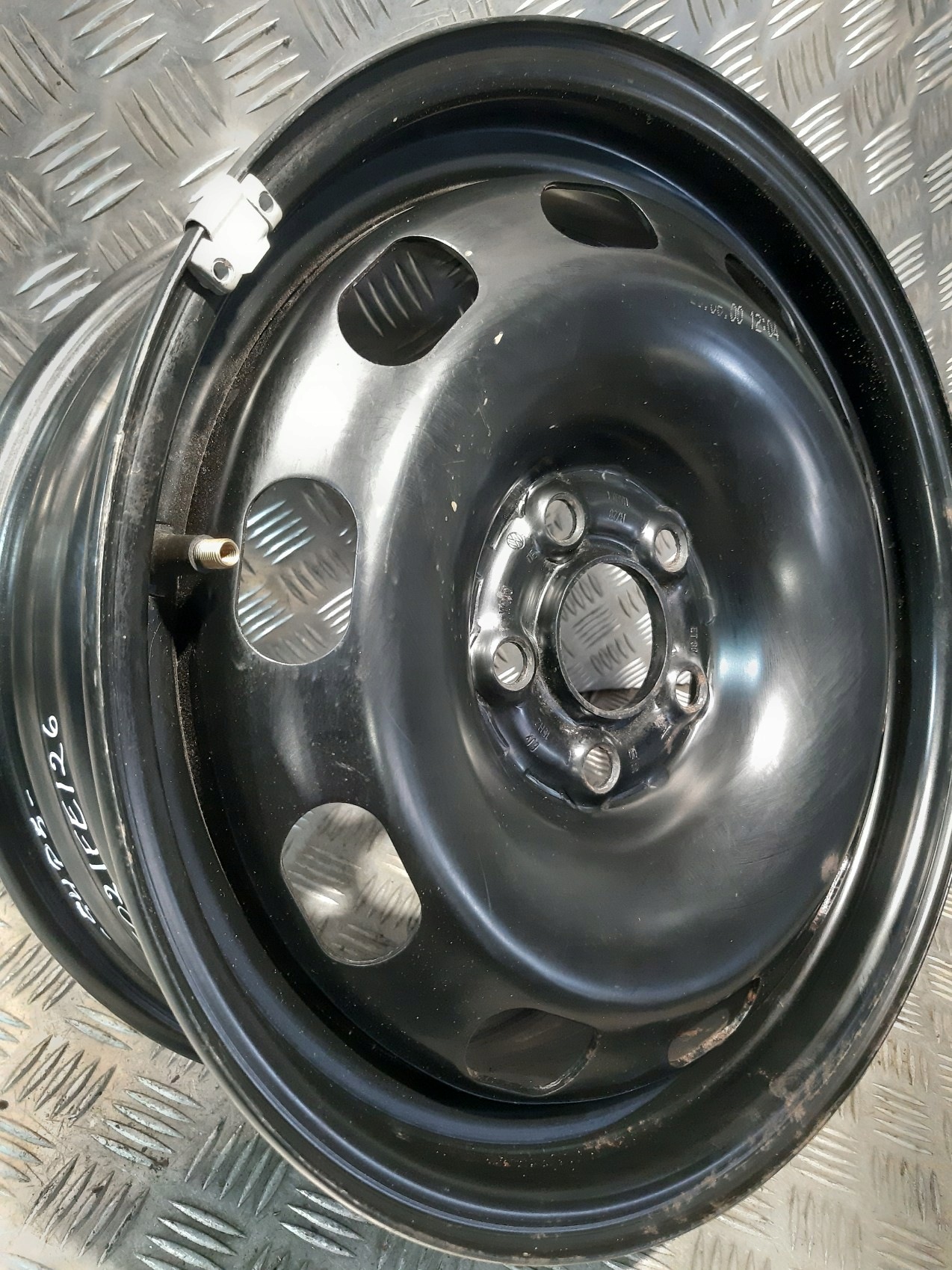 disk oceľový 1x VW 6j R15 5x100 ET38 1J0601027H