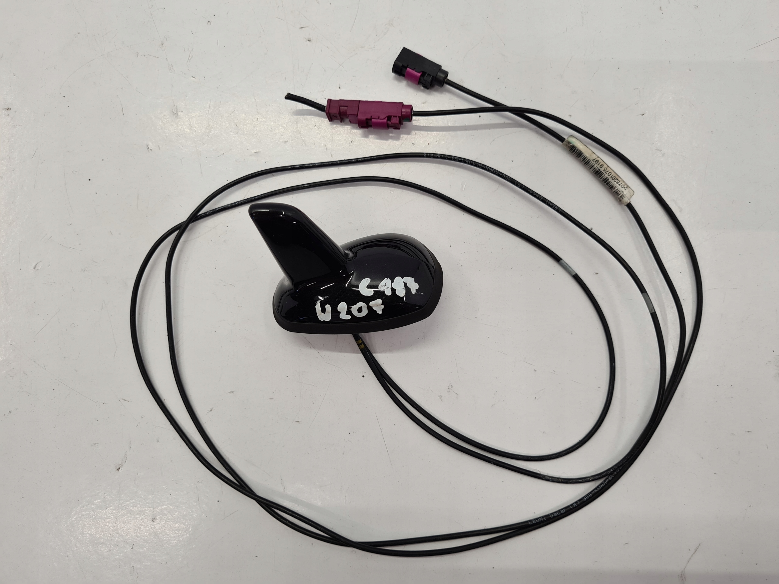 MERCEDES W207 антенна на крышу C197 2078201075