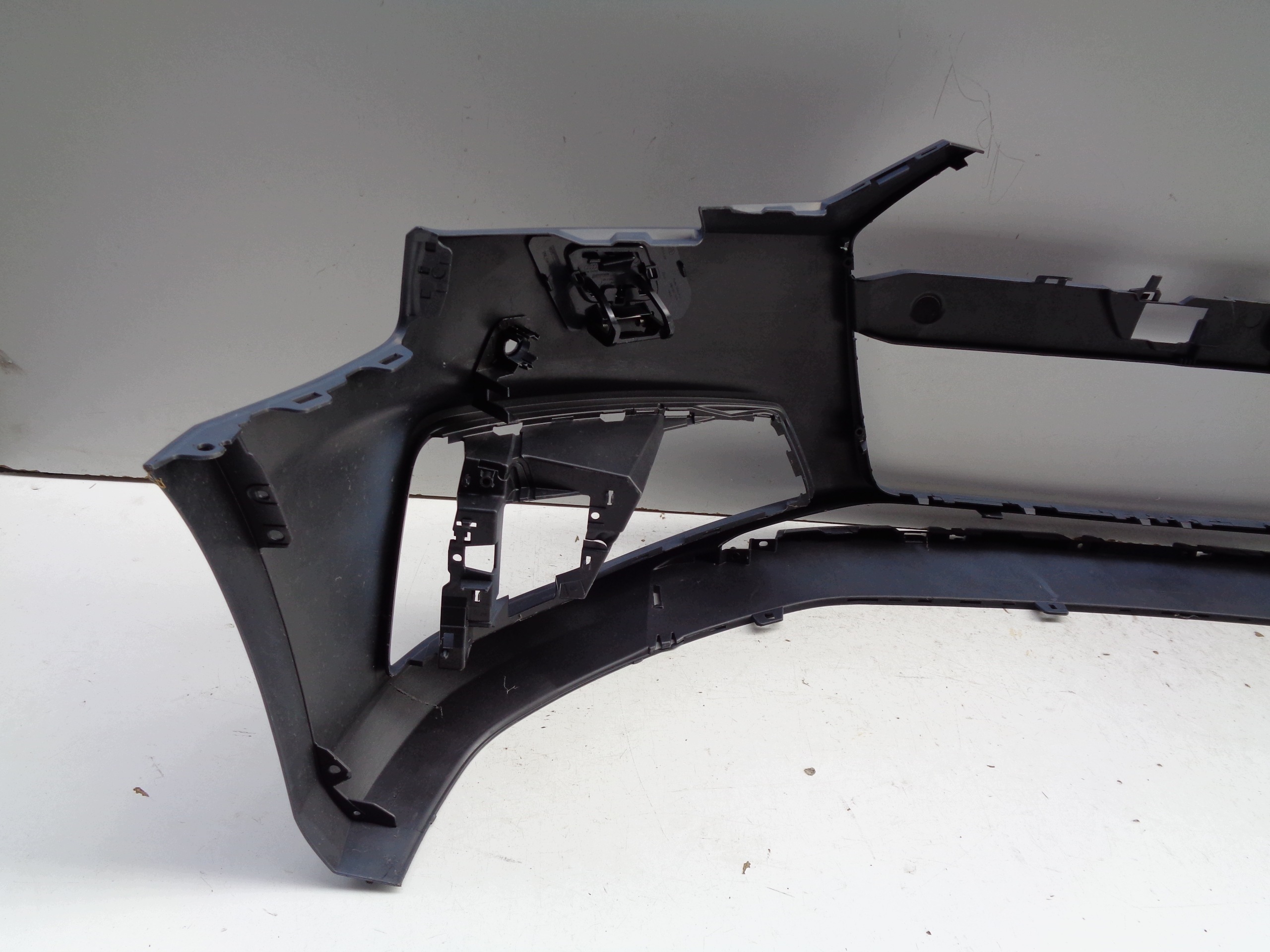 NO-WY-- front bumper AUDI A4 B9 8W 8W0 S-LINE COMPETITION plus 53916