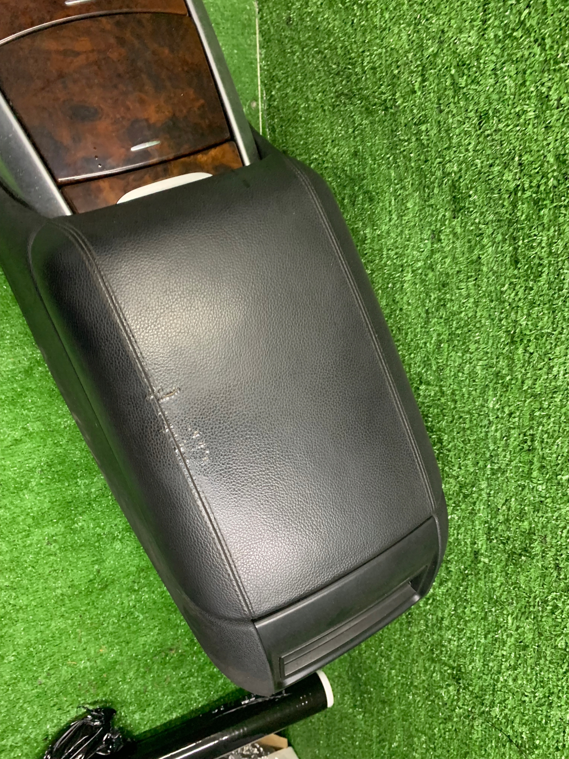 Mercedes w251 armrest tunel passenger compartment central r-klasa