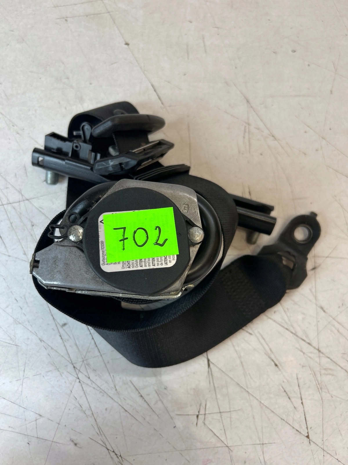 tension belt safety front front left Mercedes Sprinter W906 Lift 3-T