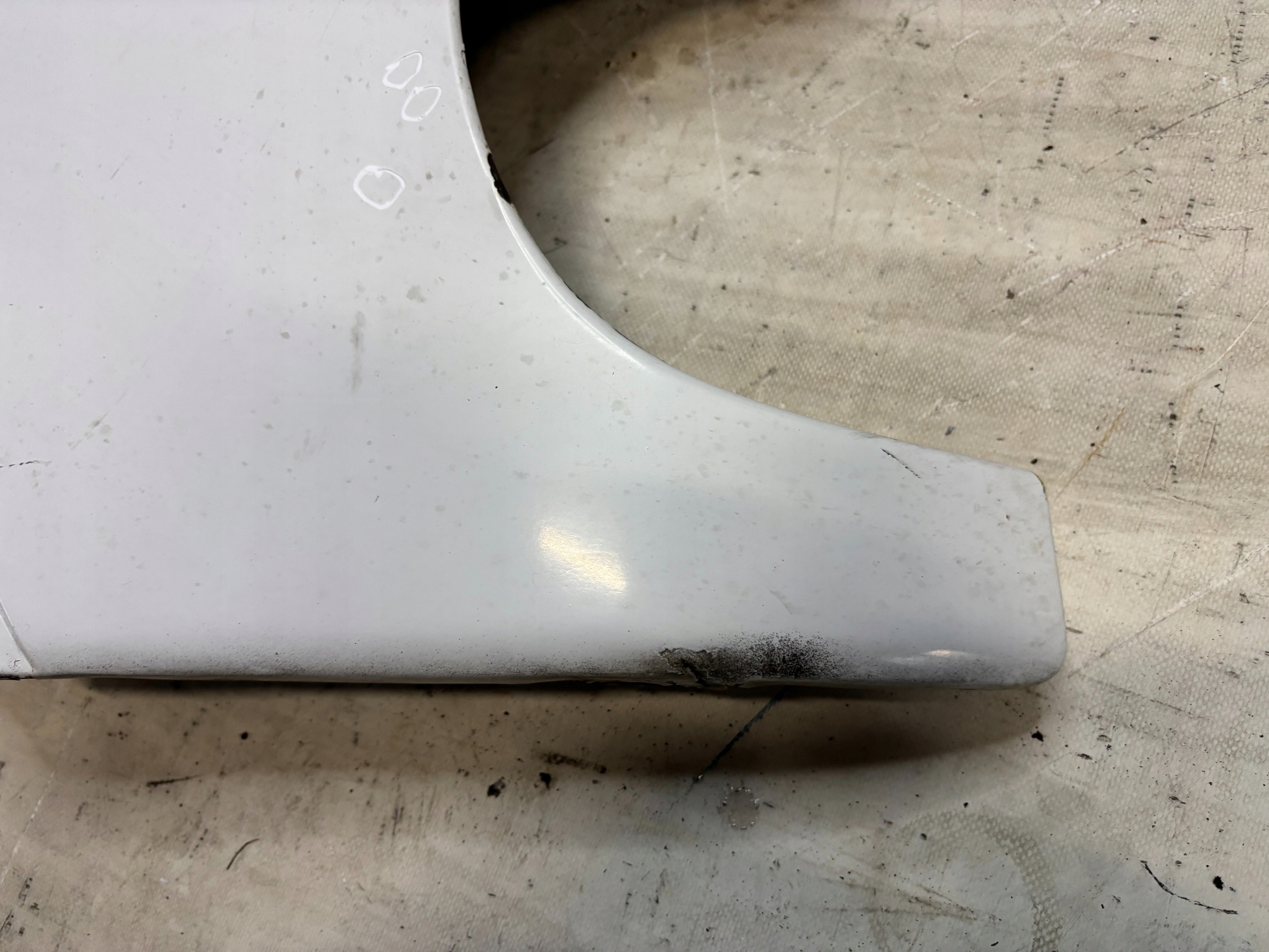 Aile Droite RENAULT MASTER II K: 0389