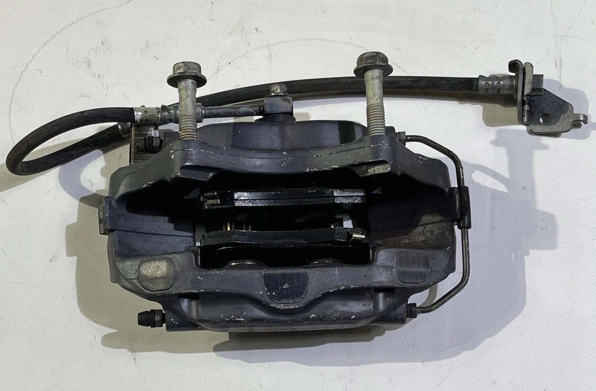 caliper brake BREMBO right rear Chevrolet Camaro SS v8 6.2 2009-2015
