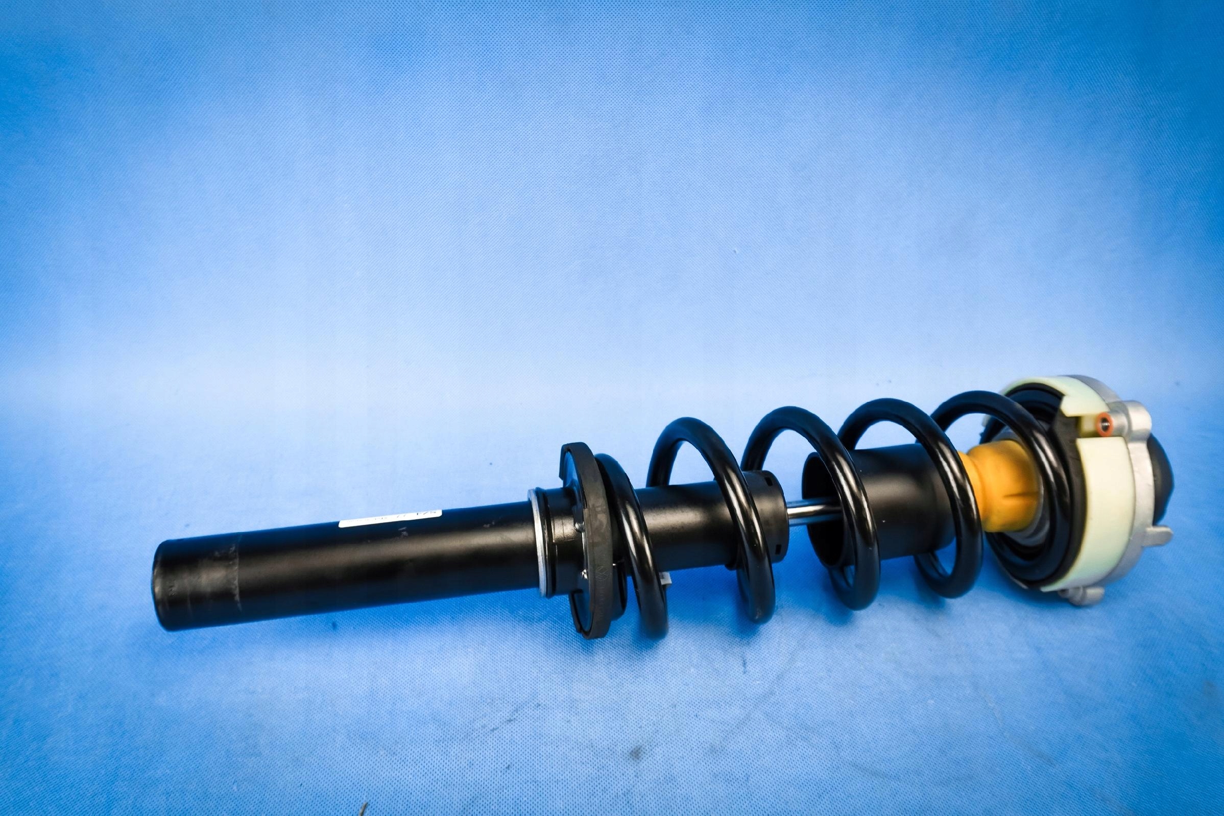 shock absorber front Audi A7 4K8 4K0413031AN