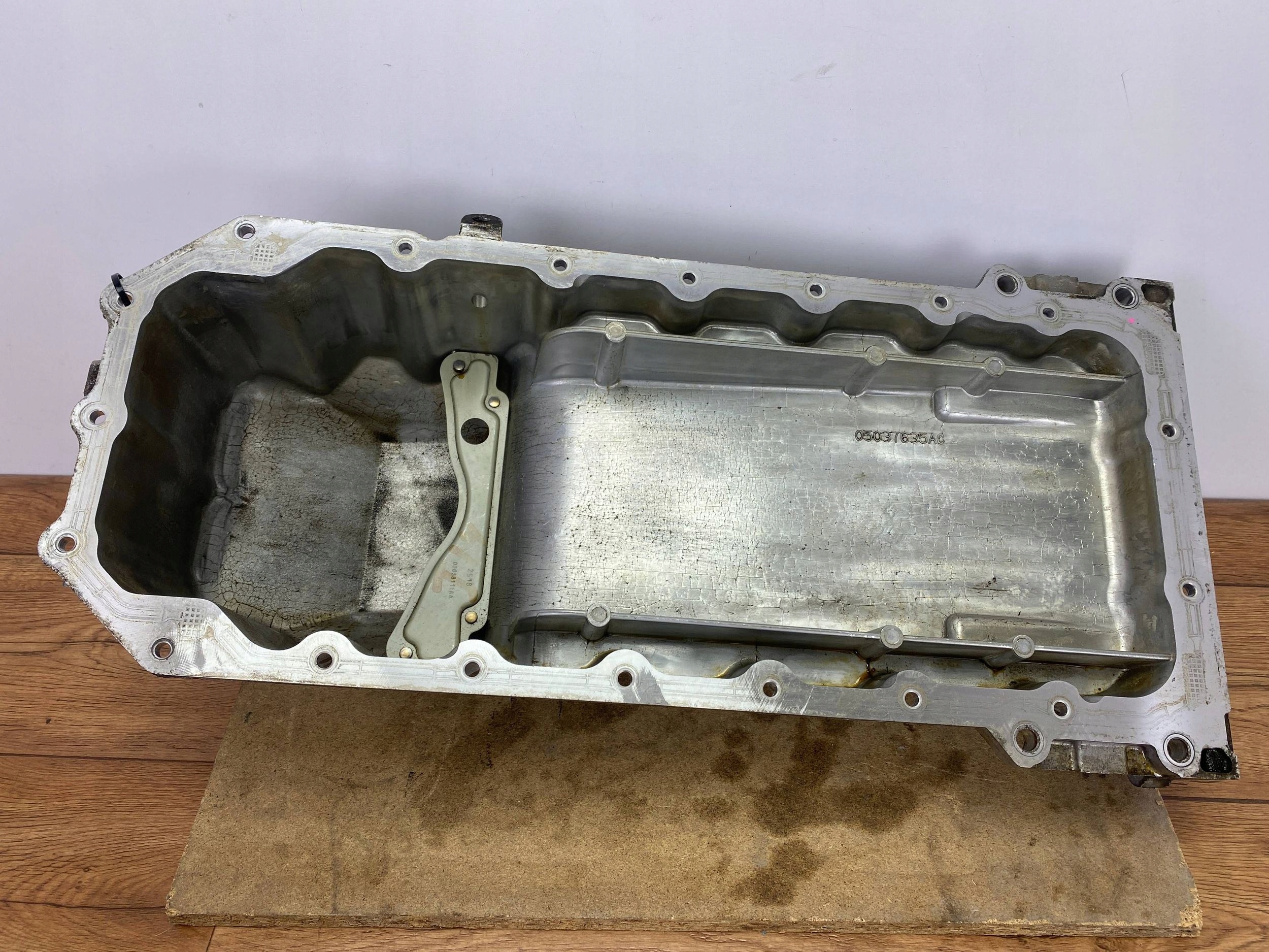 Coppa olio 5.7 HEMI Dodge Challenger Chrysler Charger Durango 2015+