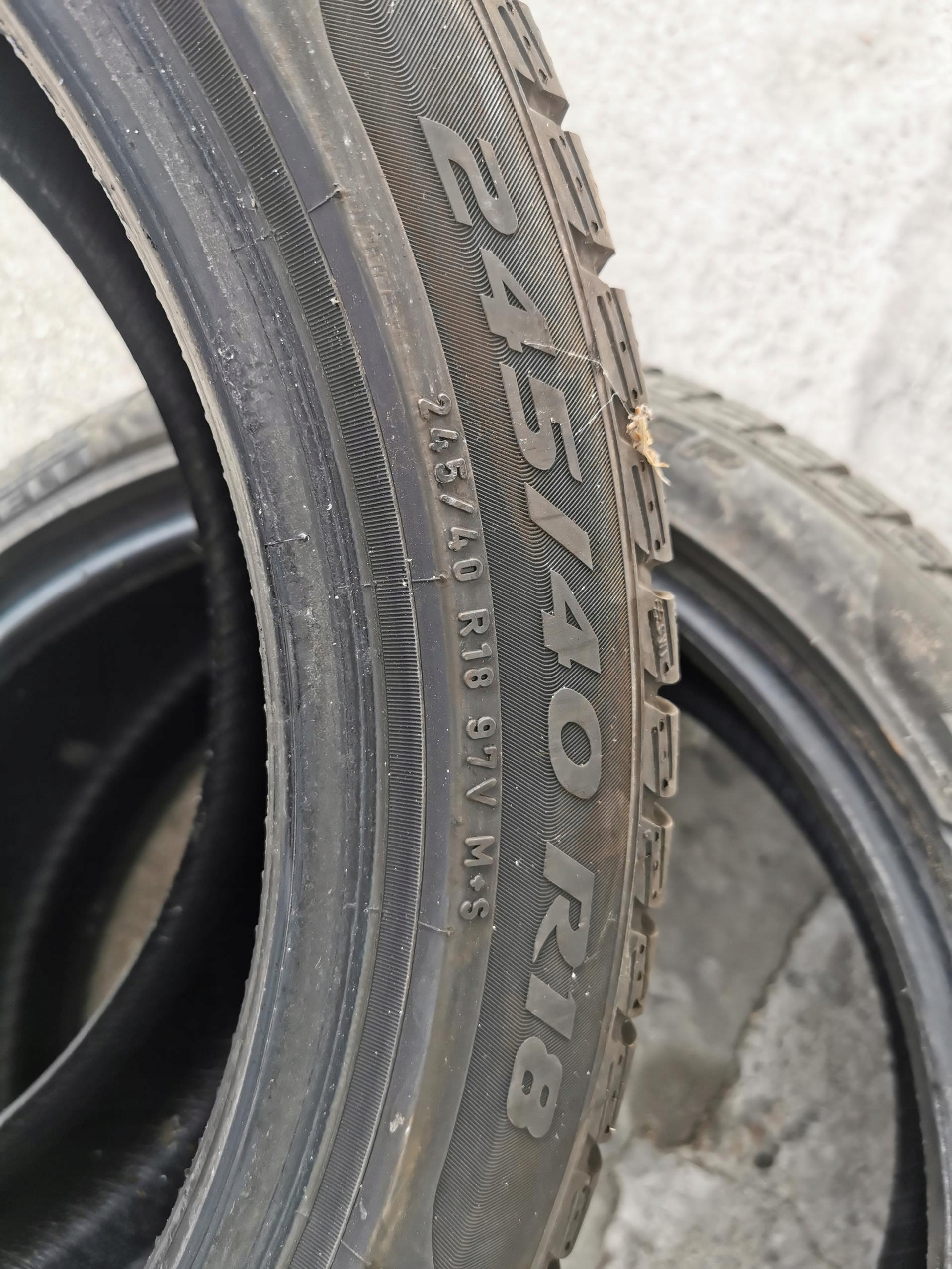 OPONY ZIMOWE PIRELLI 245/40 R18 97V M+S EXTRA LOAD Średnica 18