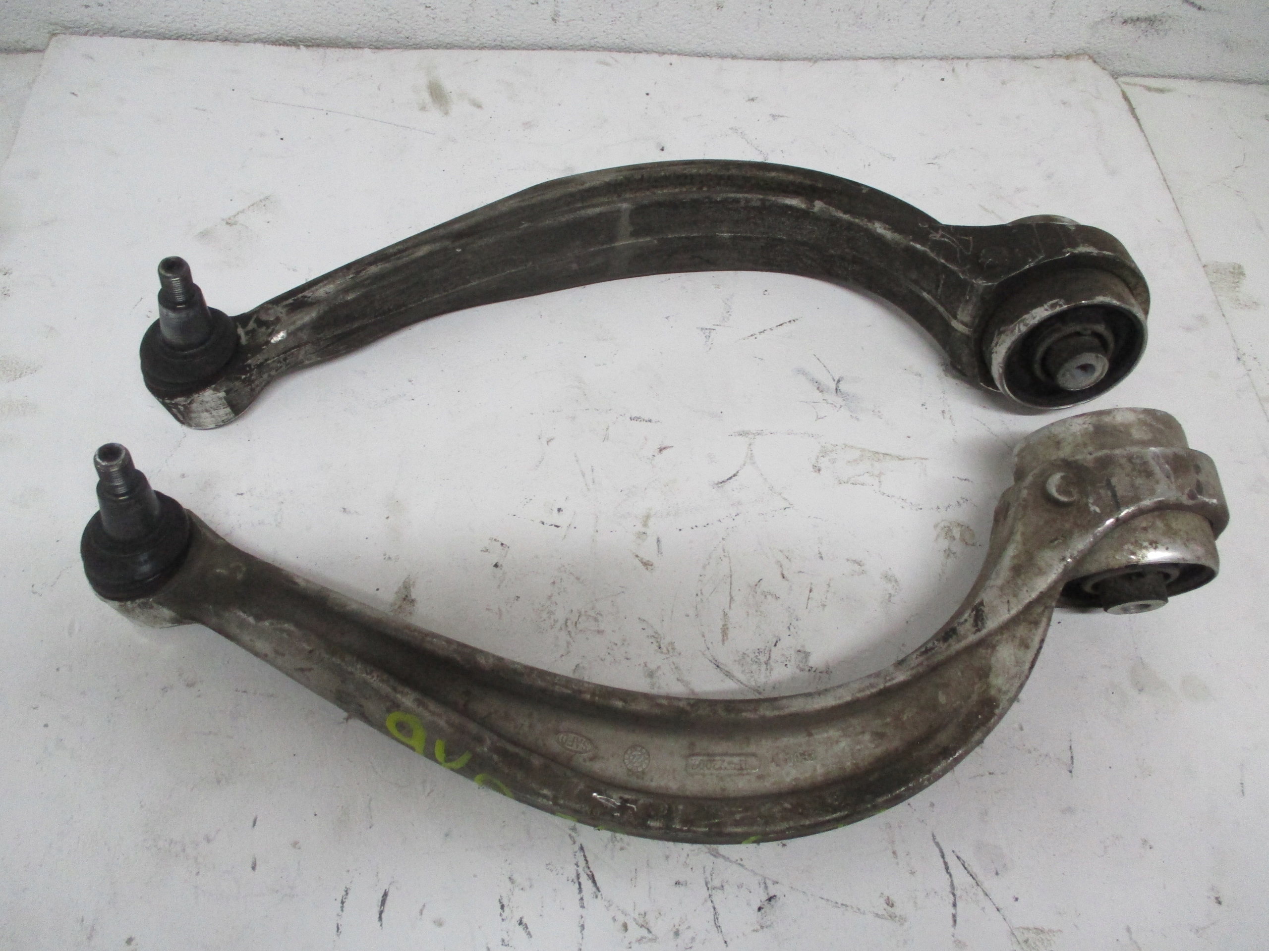 arm PORSCHE CAYENNE 9Y0 3,0TFSI 22R right left front front