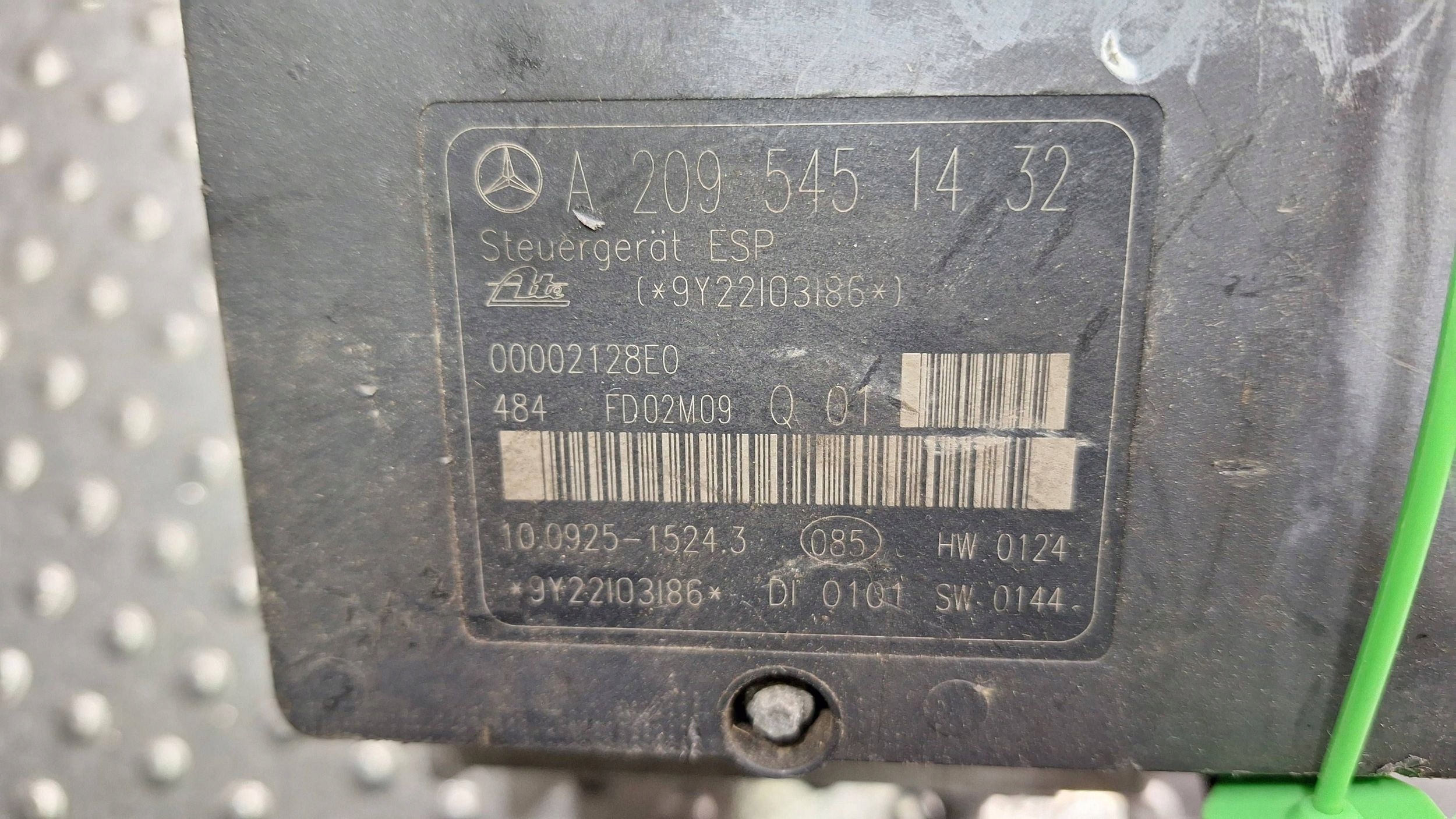 pump control unit ABS A0044315412 A2095451432 MERCEDES W203 CLK W209