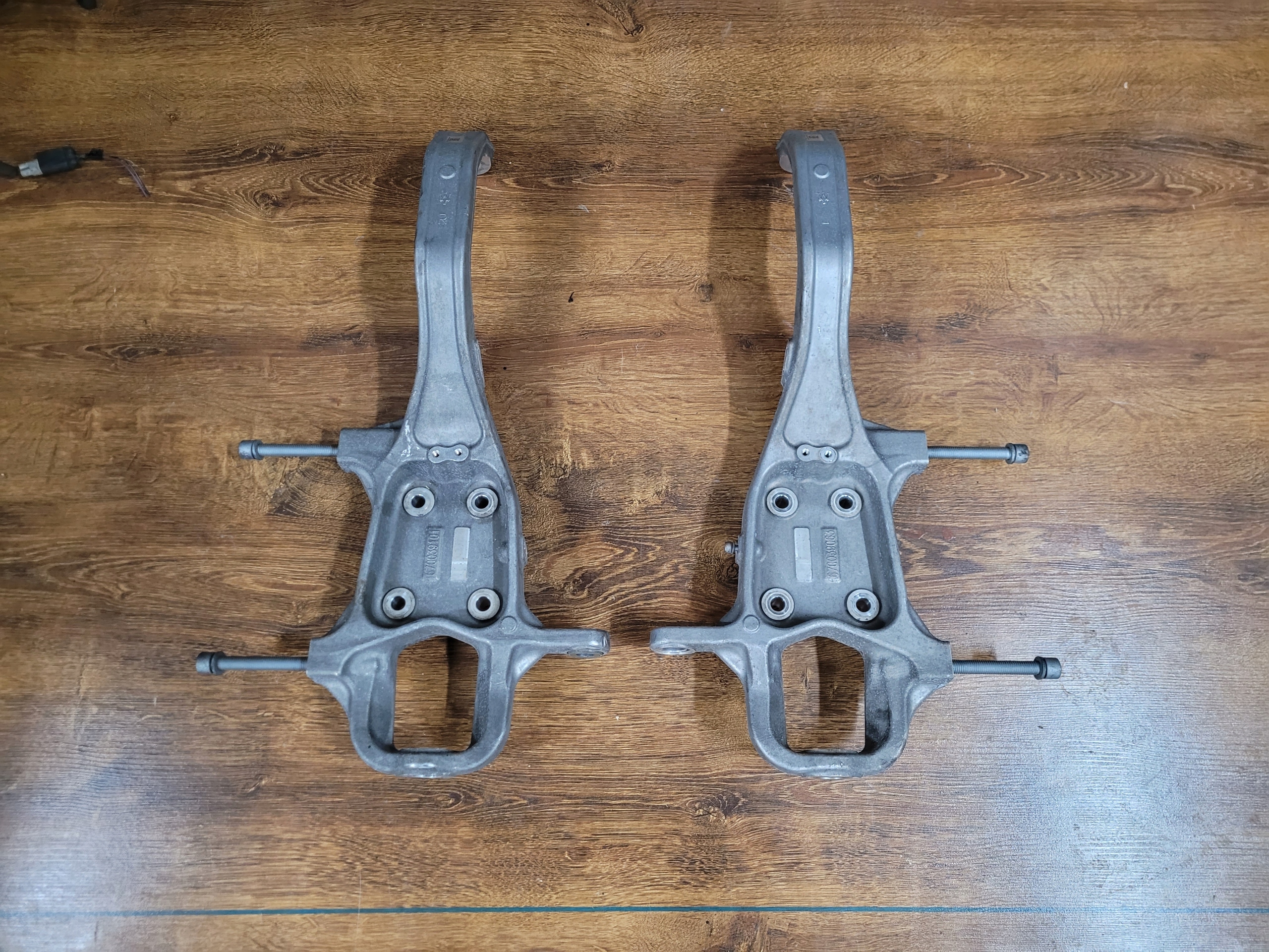 GHIBLI M157 QUATTROPORTE VI M156 ЦАПФА ПЕРЕД