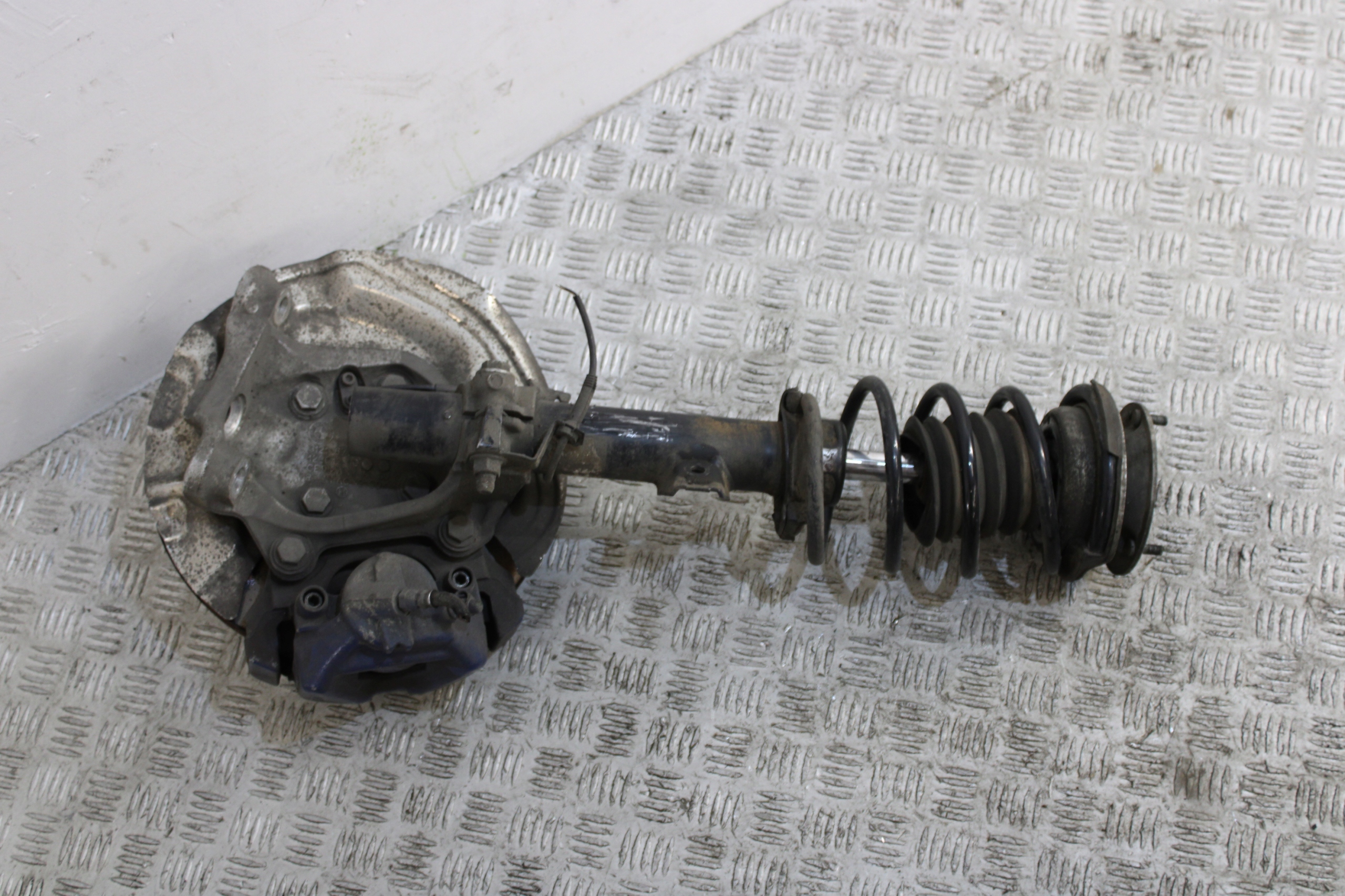 swing McPherson right front BMW 3 E92 COUPE