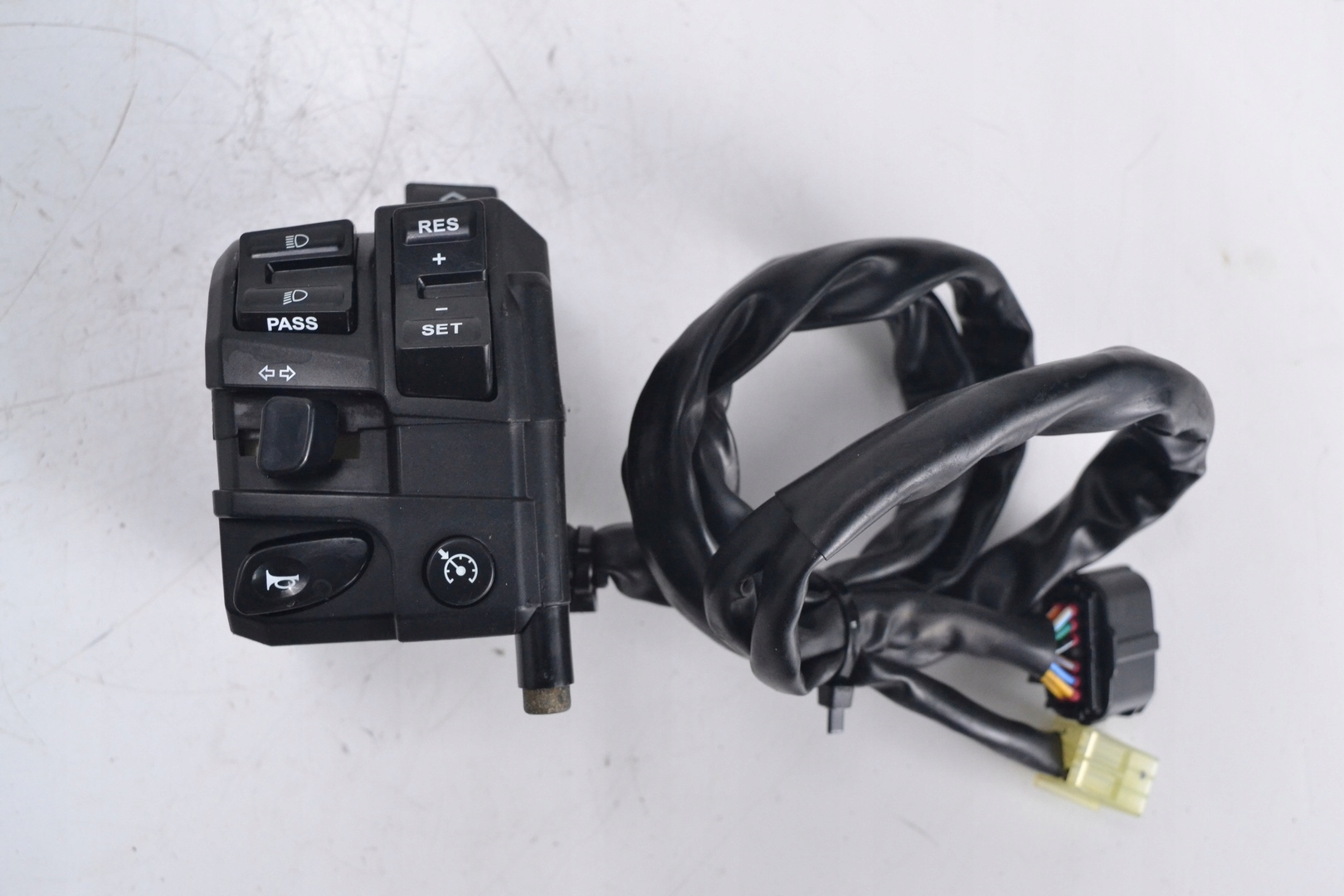 Przełącznik lewy YAMAHA FJR 1300 16-24