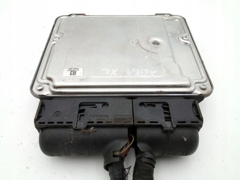 Seat Altea computer control unit of the engine 1P0907115P + wtyczki