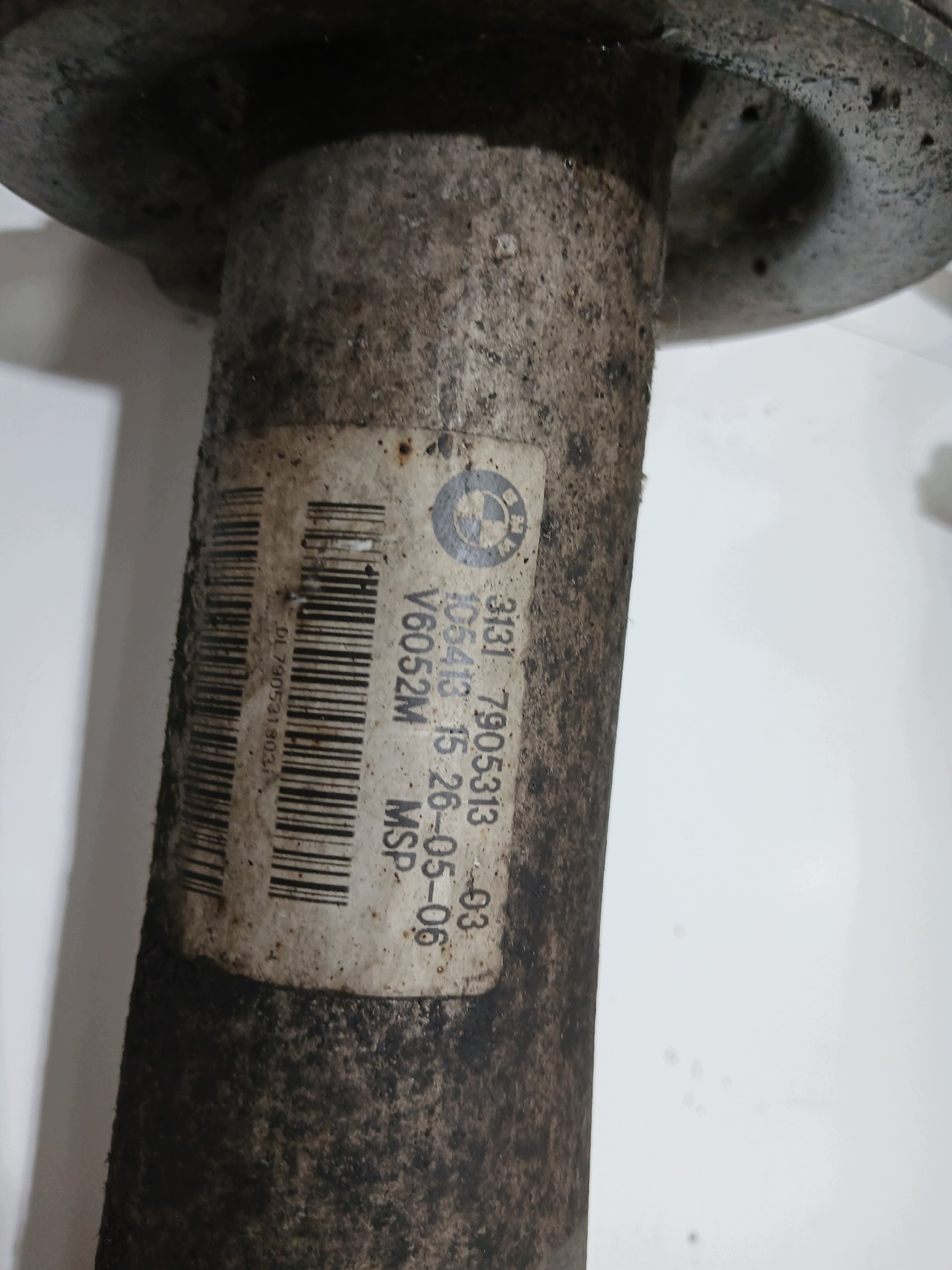 shock absorbers front BMW E60 E61 306D3 OE 7905313 (4824610) KOMPLET
