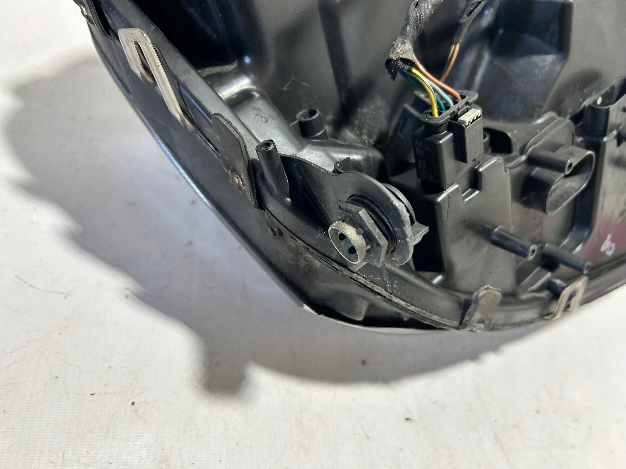 MERCEDES ML W164 LIFT light left front UK 1648202159