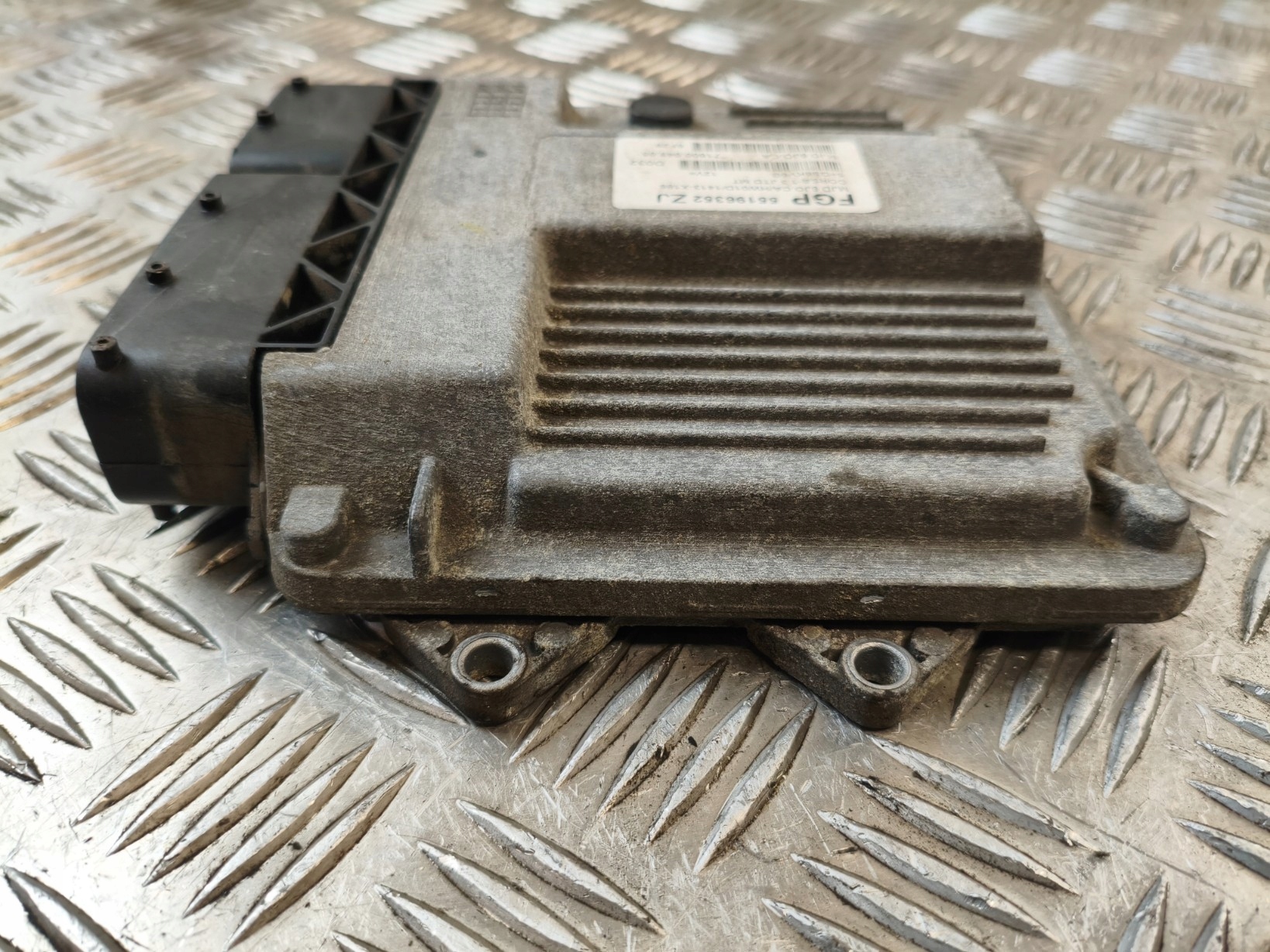 control unit of the engine OPEL CORSA C 1.3CDTI 55196352ZJ