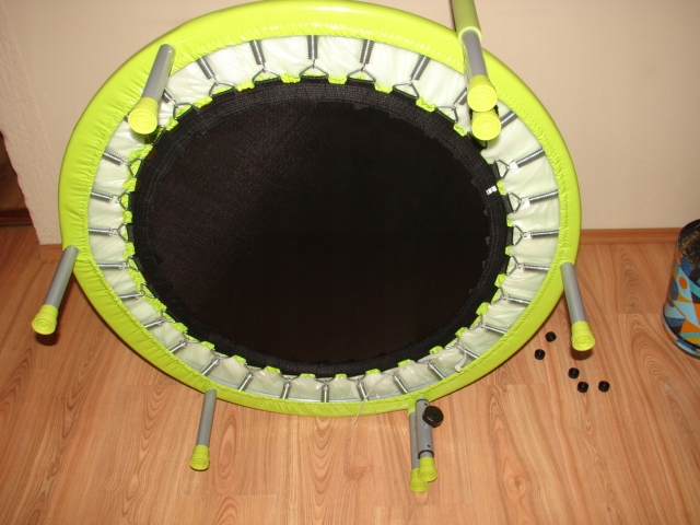 Trampolina dla dzieci, śr. 90 cm 30 sprężyn UCHWYT, MOCNA Model 90