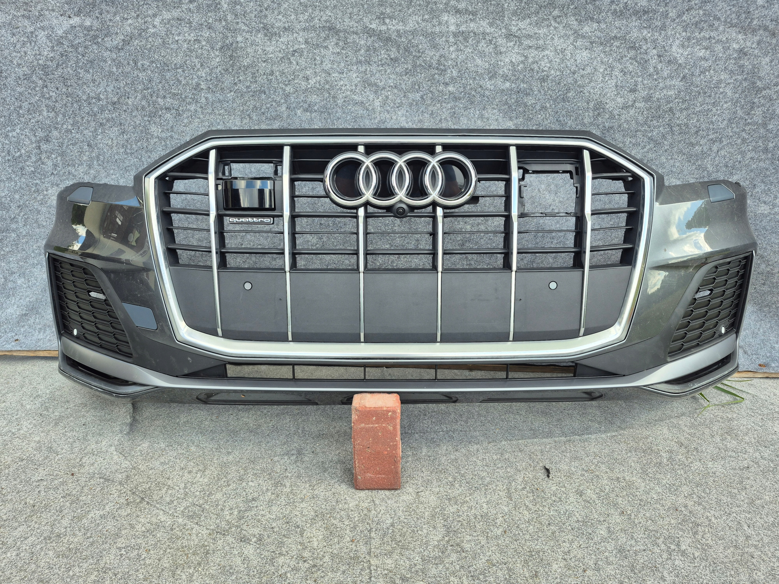 AUDI Q7 4M0 LIFT S-LINE 2020- ZDERZAK PRZÓD 6x PDC KAMERA Typ samochodu 4x4/SUV Samochody osobowe